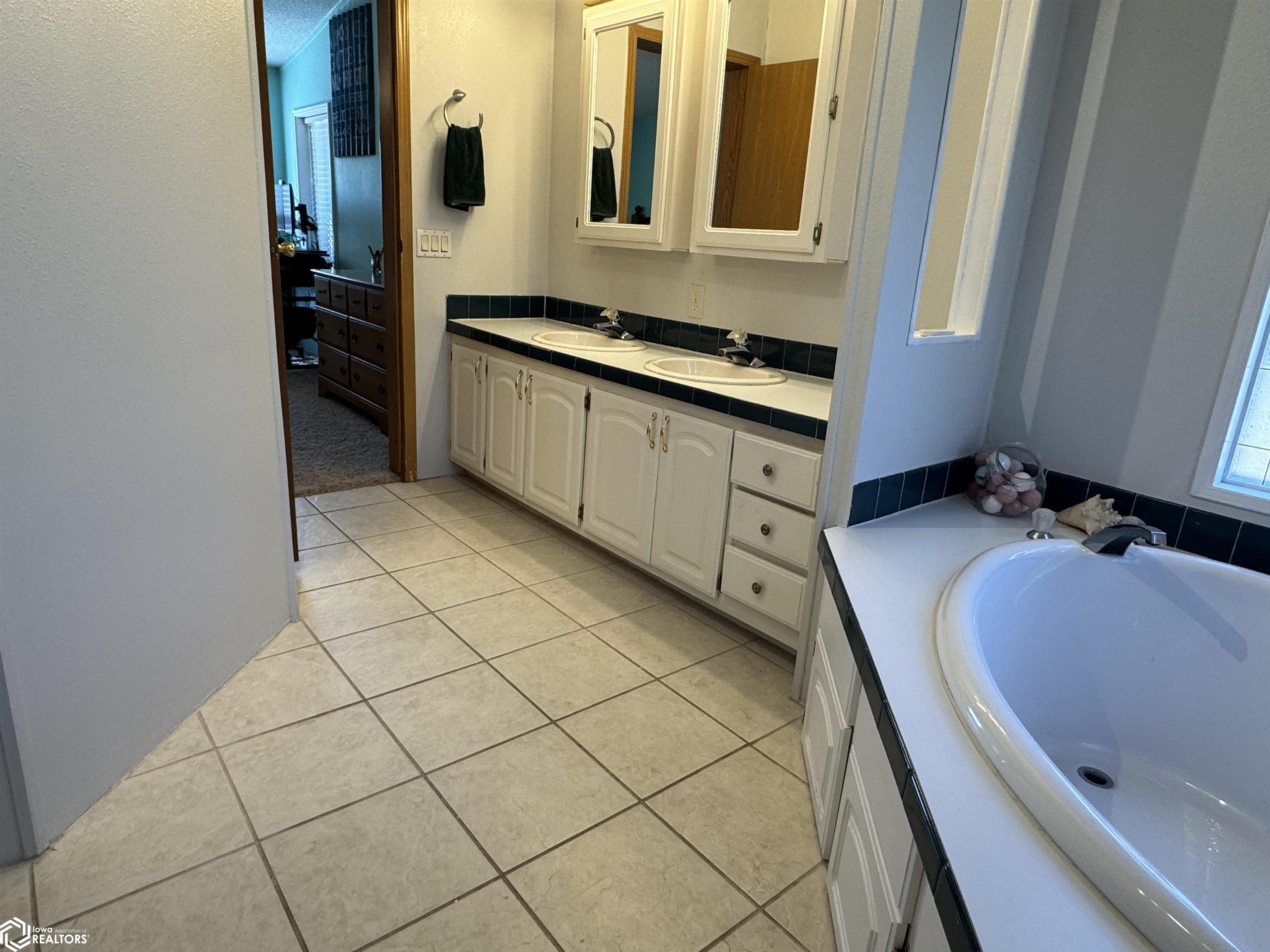 3316 Indian Point, Ellston, Iowa image 16