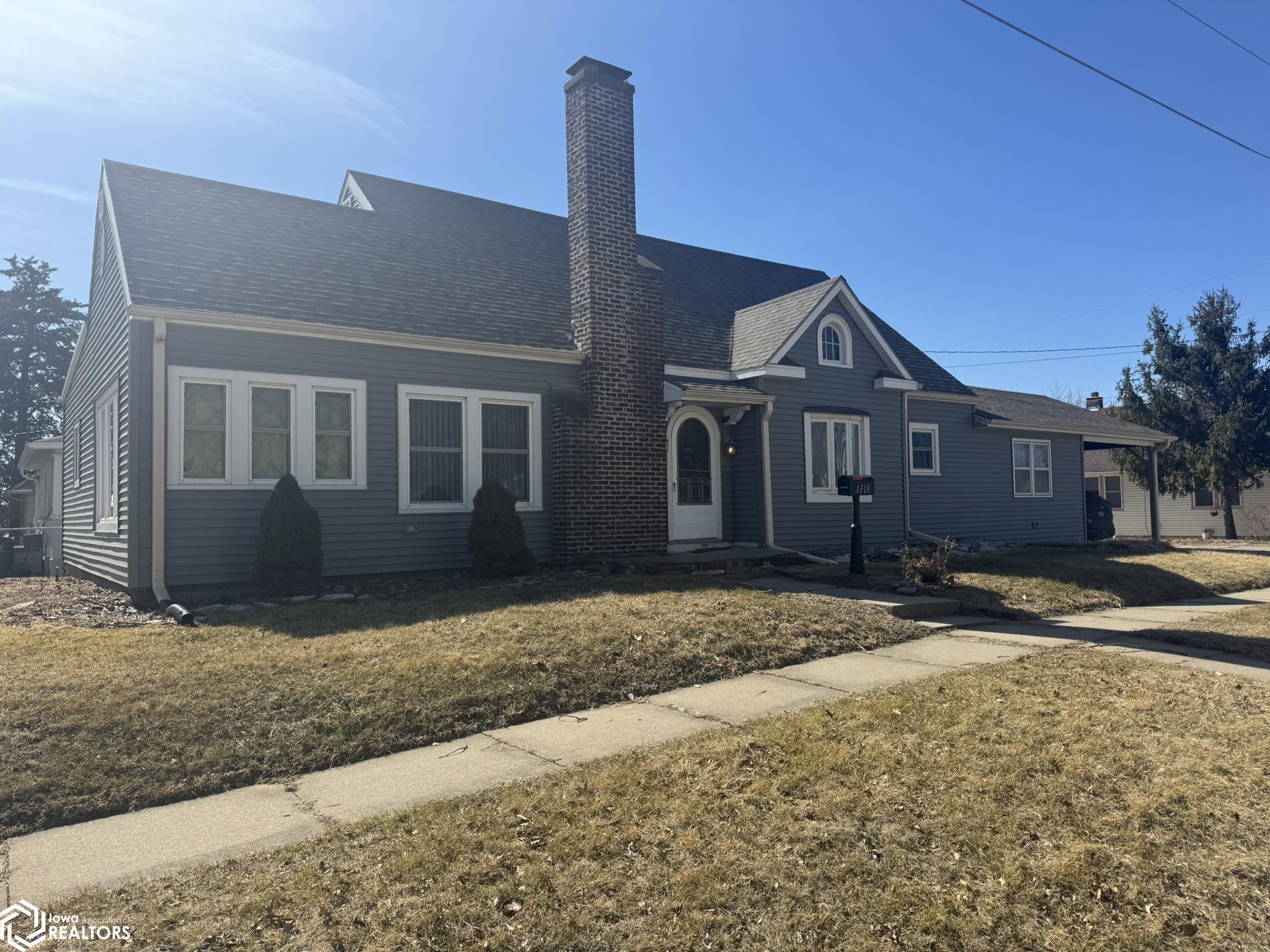 1318 Locust Street, Ottumwa, Iowa image 2