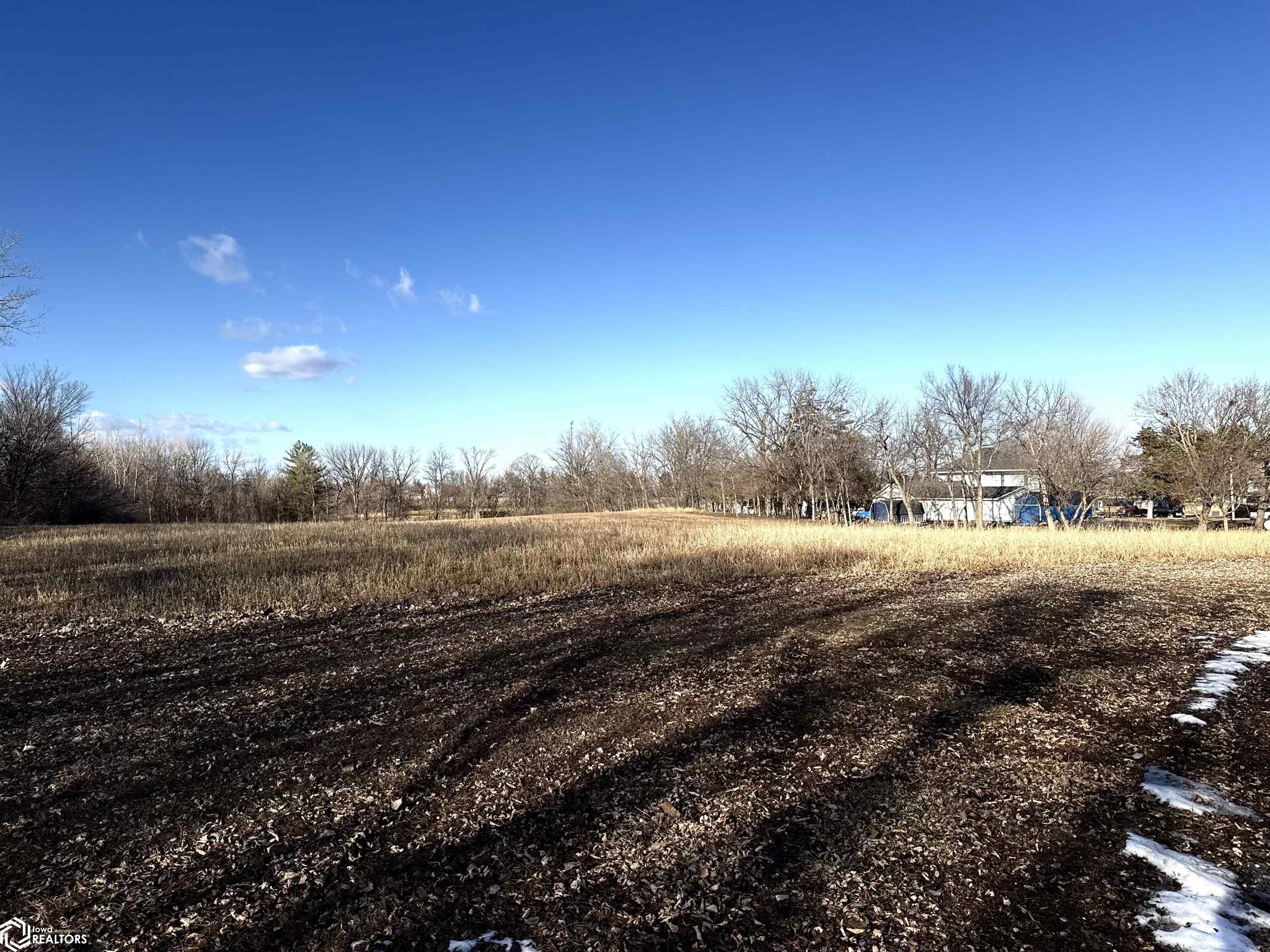 402 Perkins Avenue, Churdan, Iowa image 2