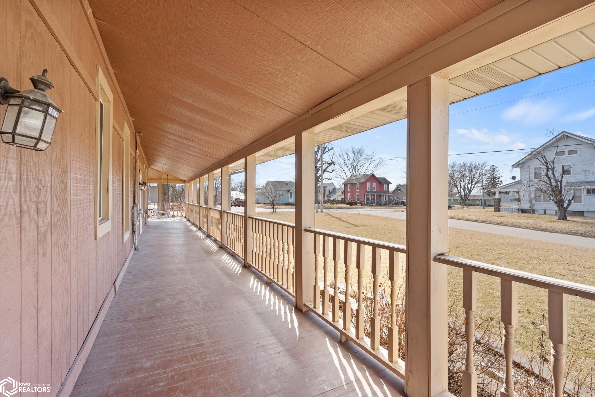 634 W 2nd Street, Washington, Iowa image 35