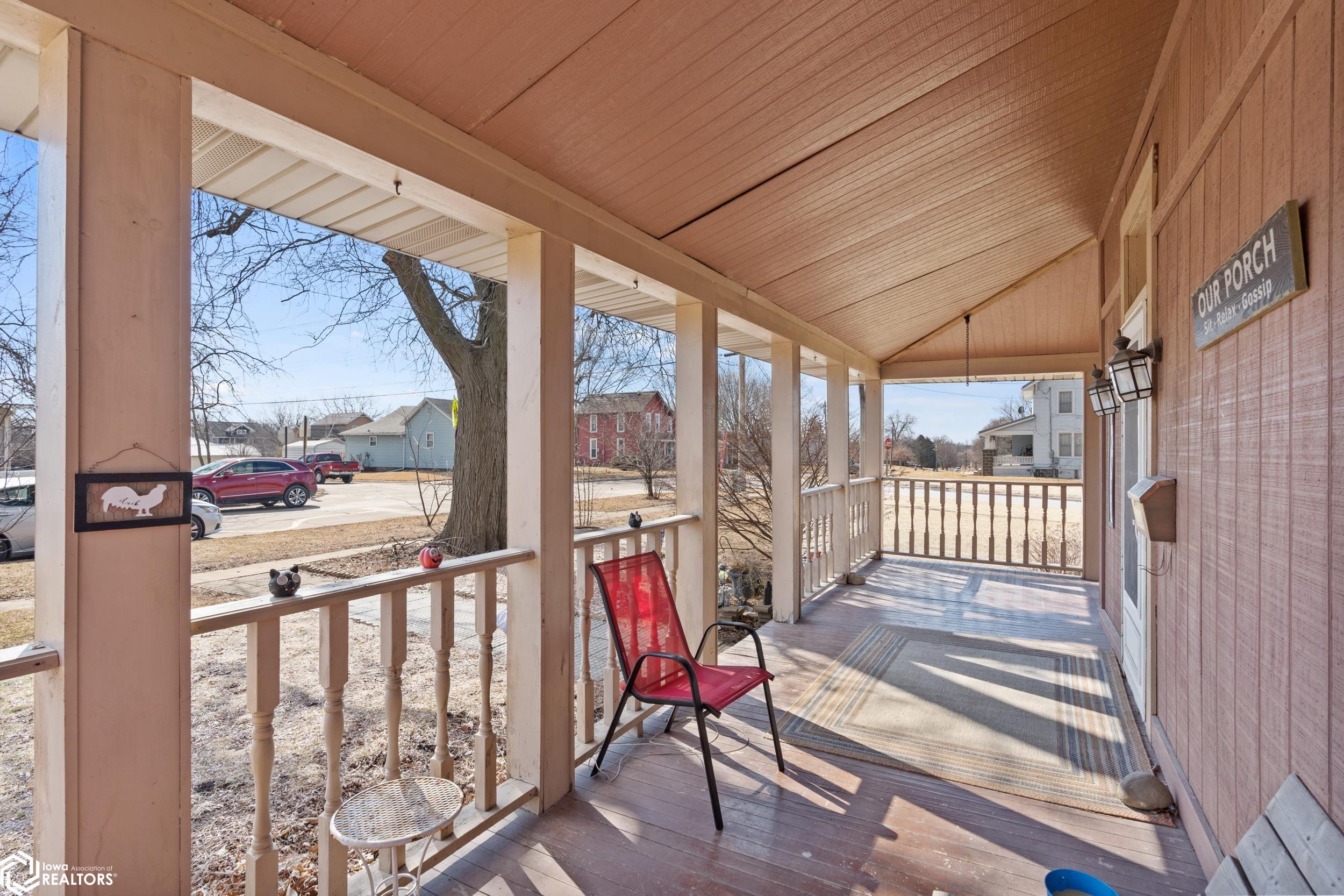 634 W 2nd Street, Washington, Iowa image 36