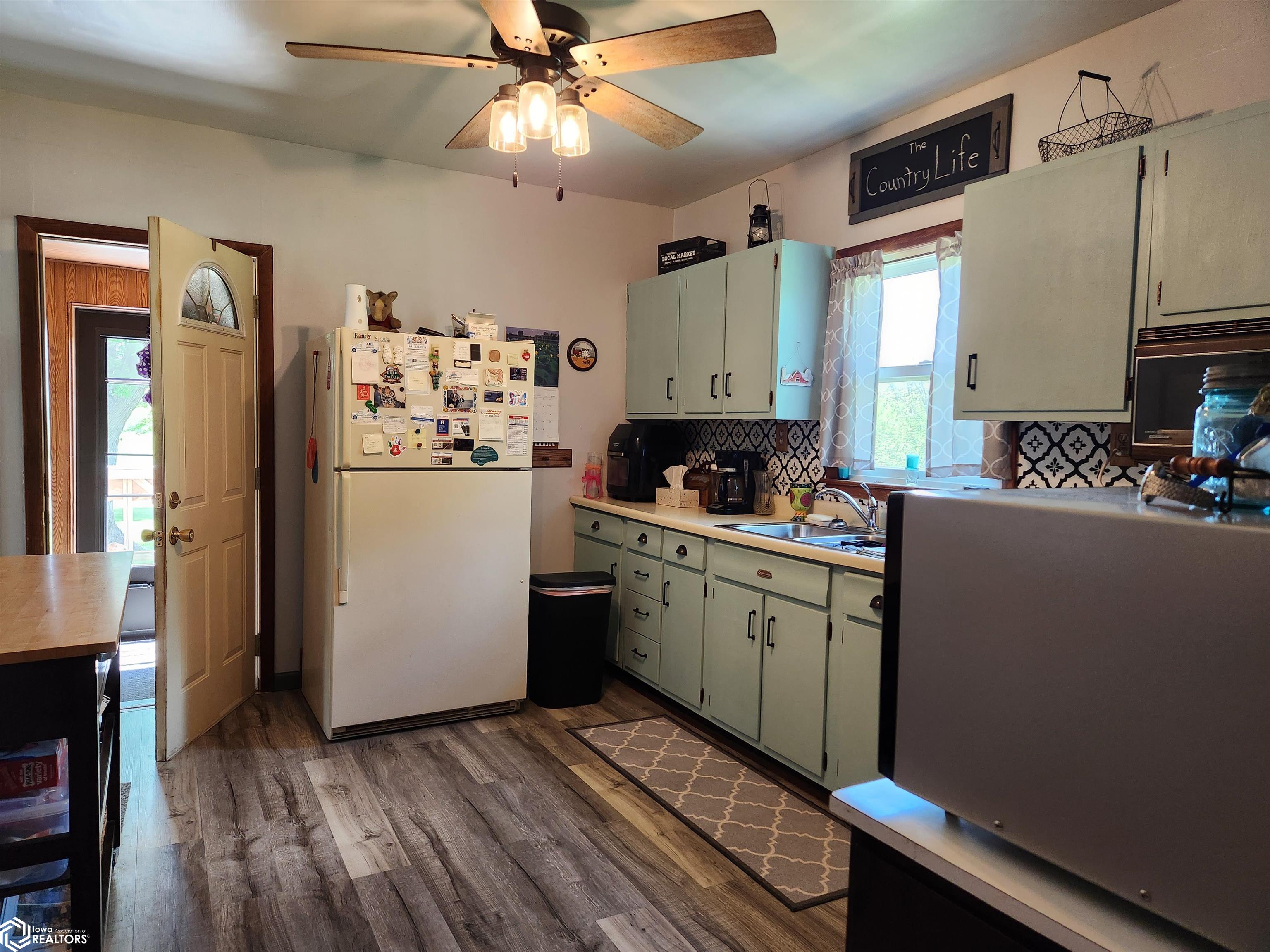 5029 E 156th Street, Grinnell, Iowa image 9