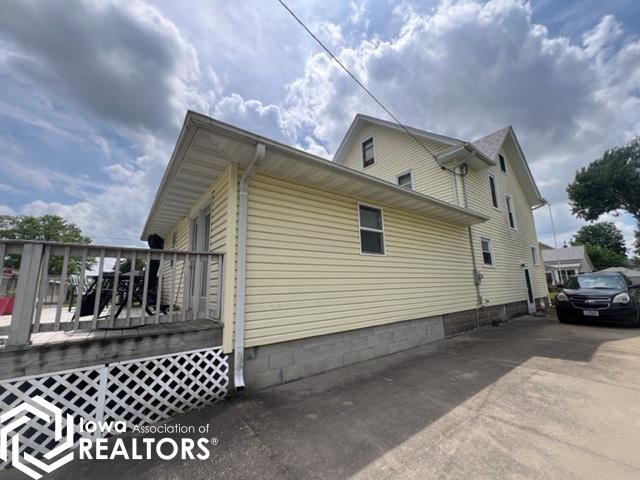1012 Summer Street, Grinnell, Iowa image 4