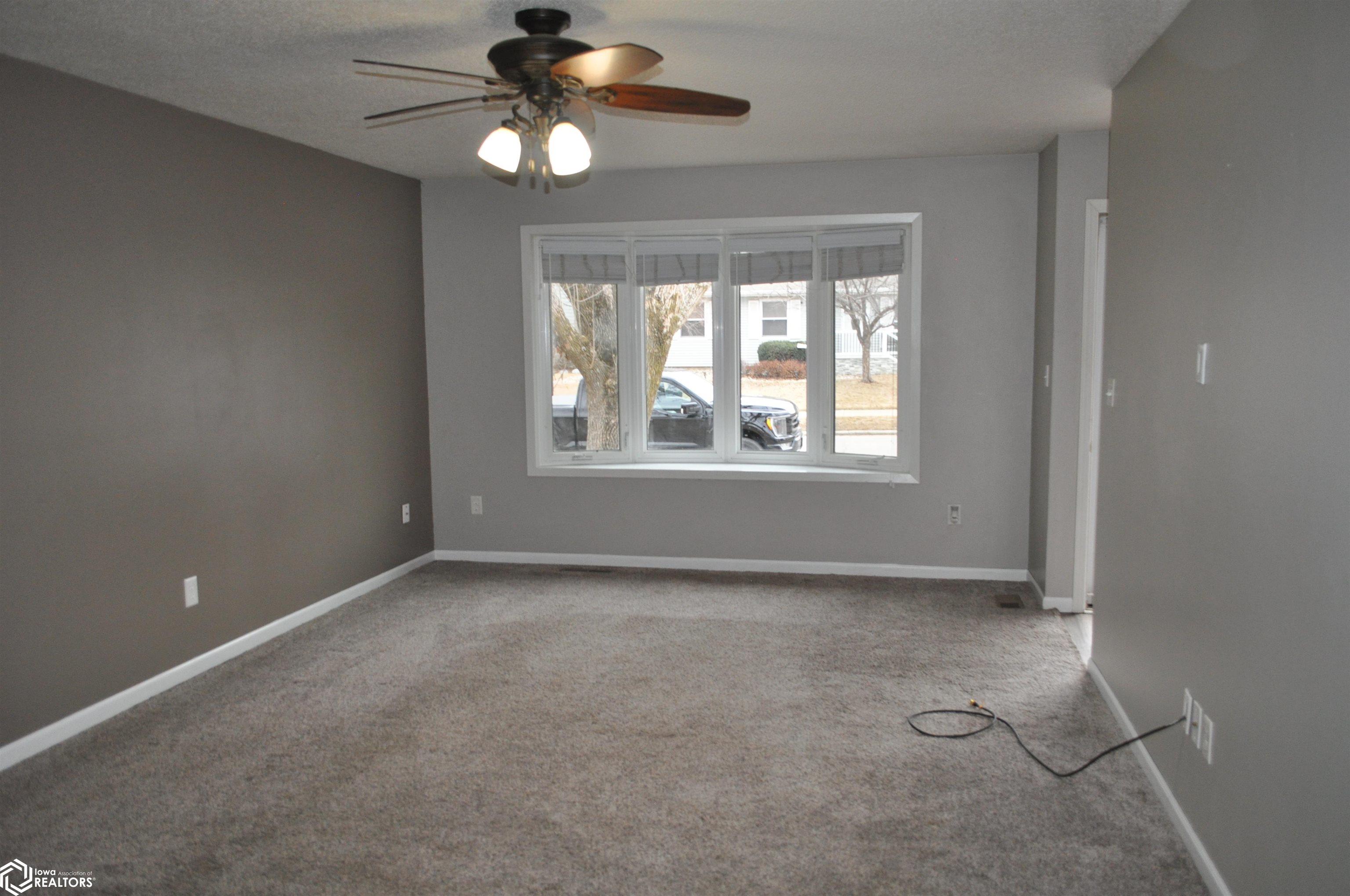 521 Granada Road, Carroll, Iowa image 12