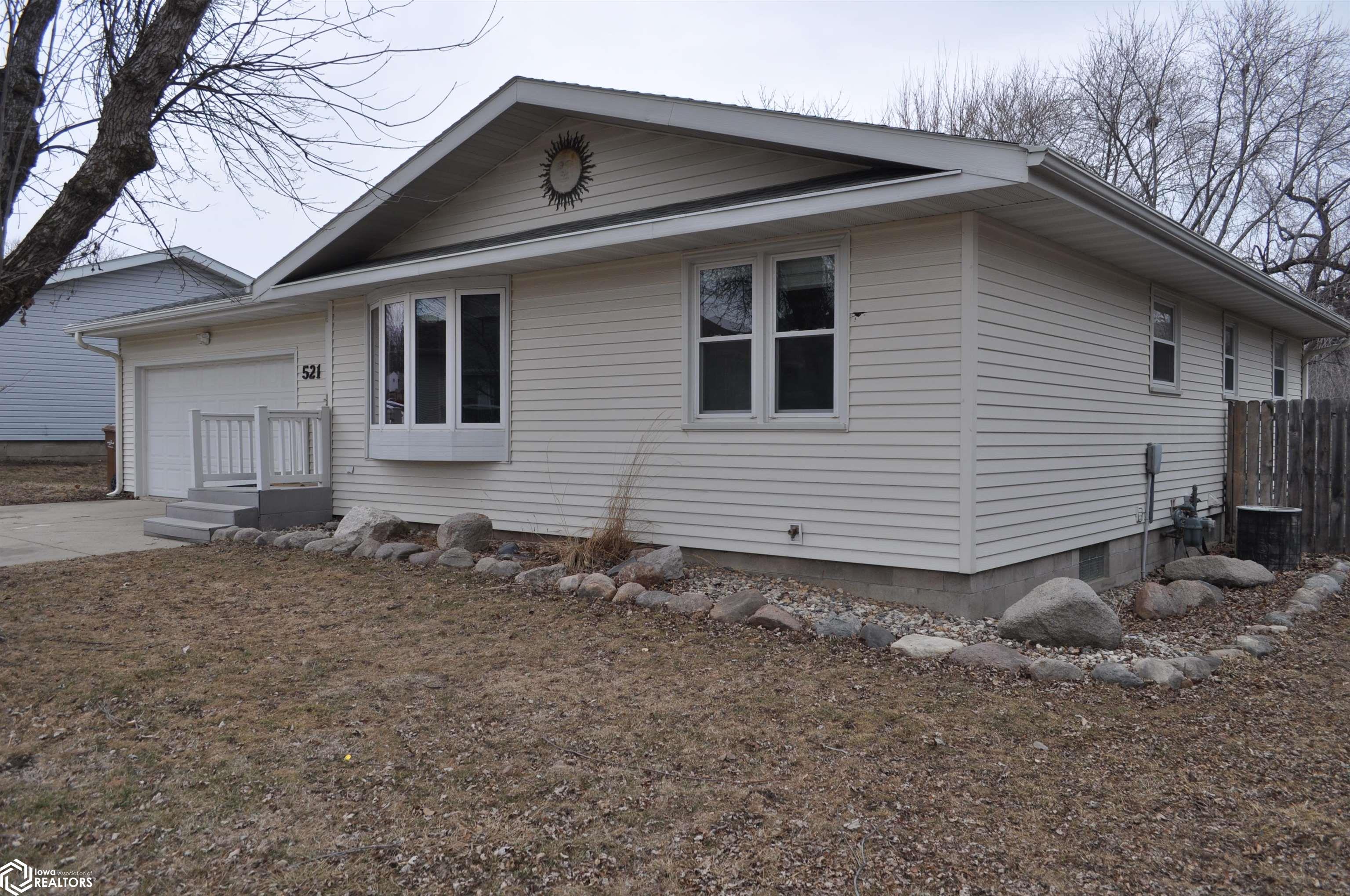 521 Granada Road, Carroll, Iowa image 6