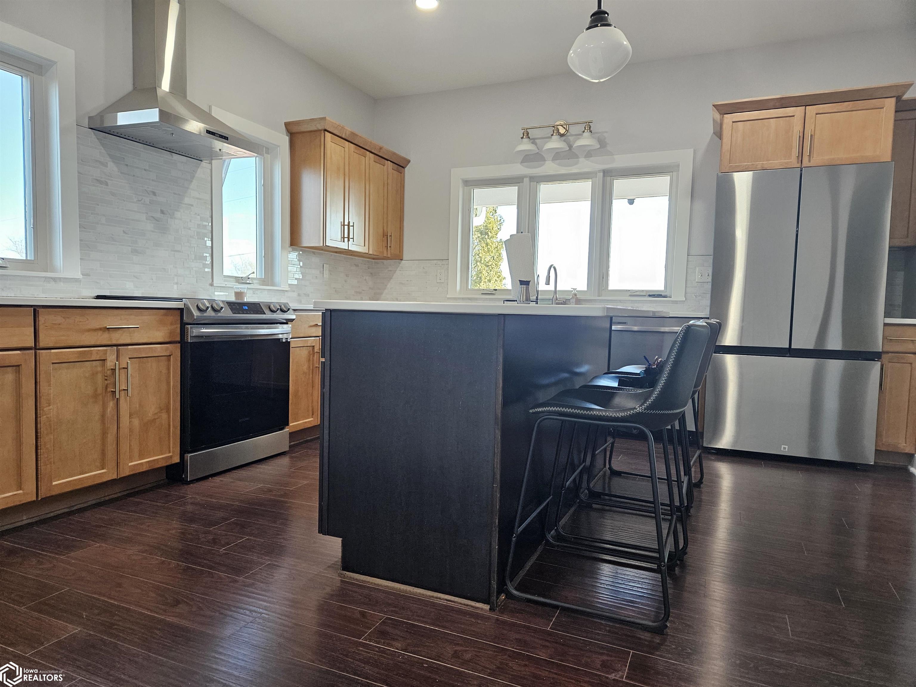 2021 W Finley Avenue, Ottumwa, Iowa image 5