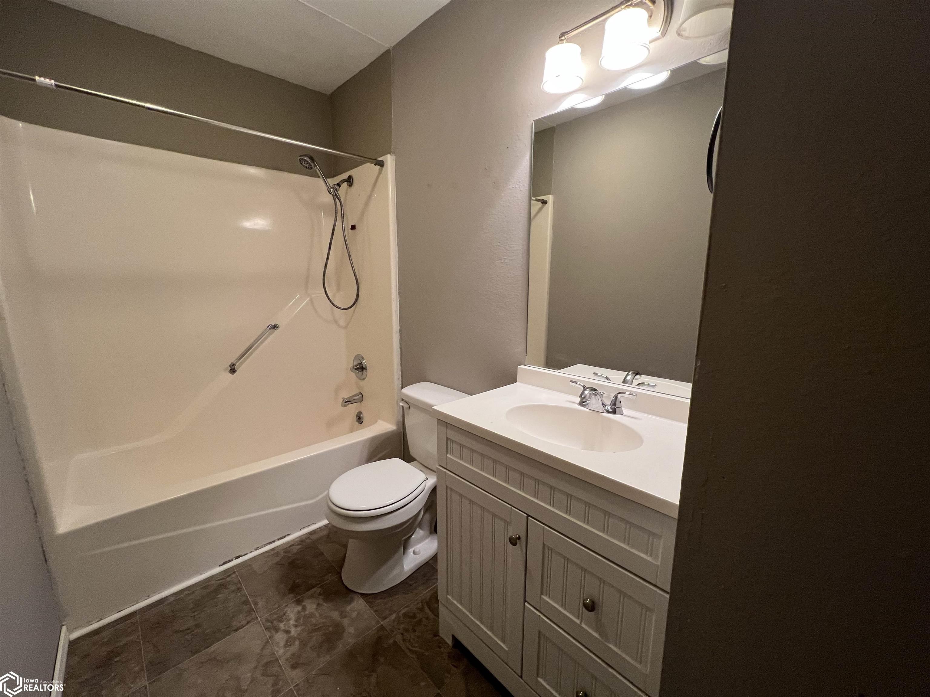 11 Suncrest Street, Keokuk, Iowa image 19