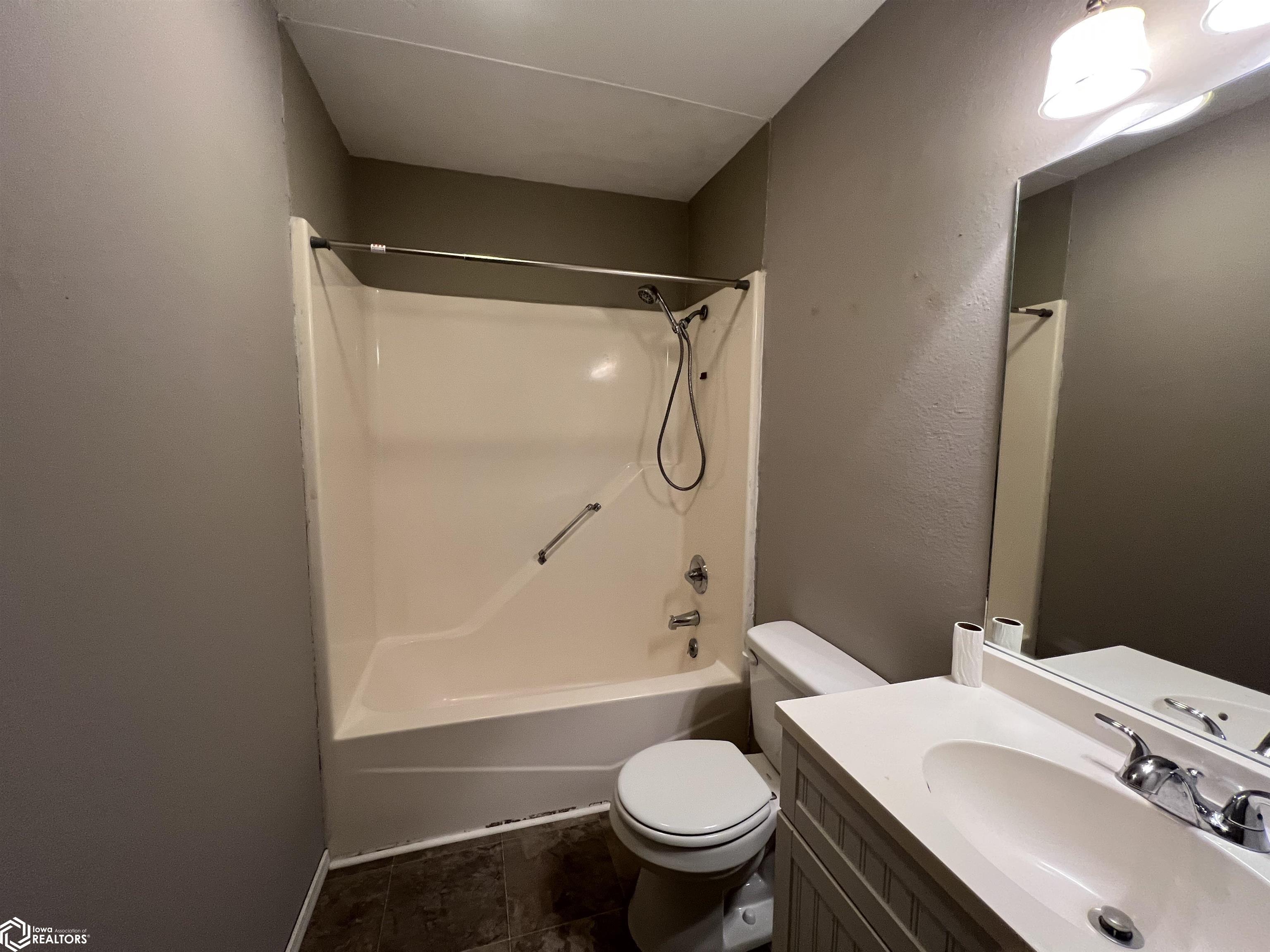 11 Suncrest Street, Keokuk, Iowa image 20