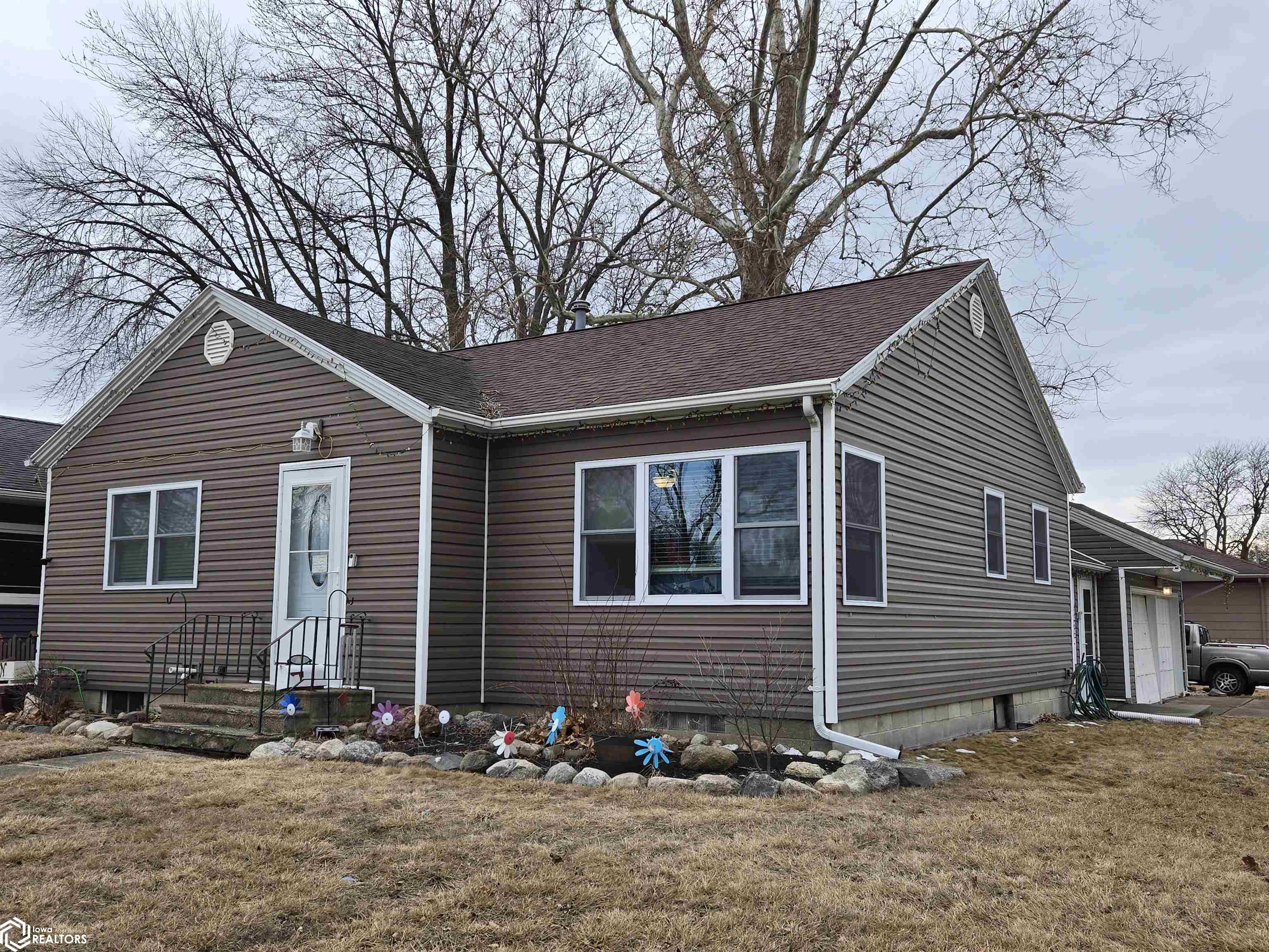 1601 Sparboe Court, Webster City, Iowa image 1