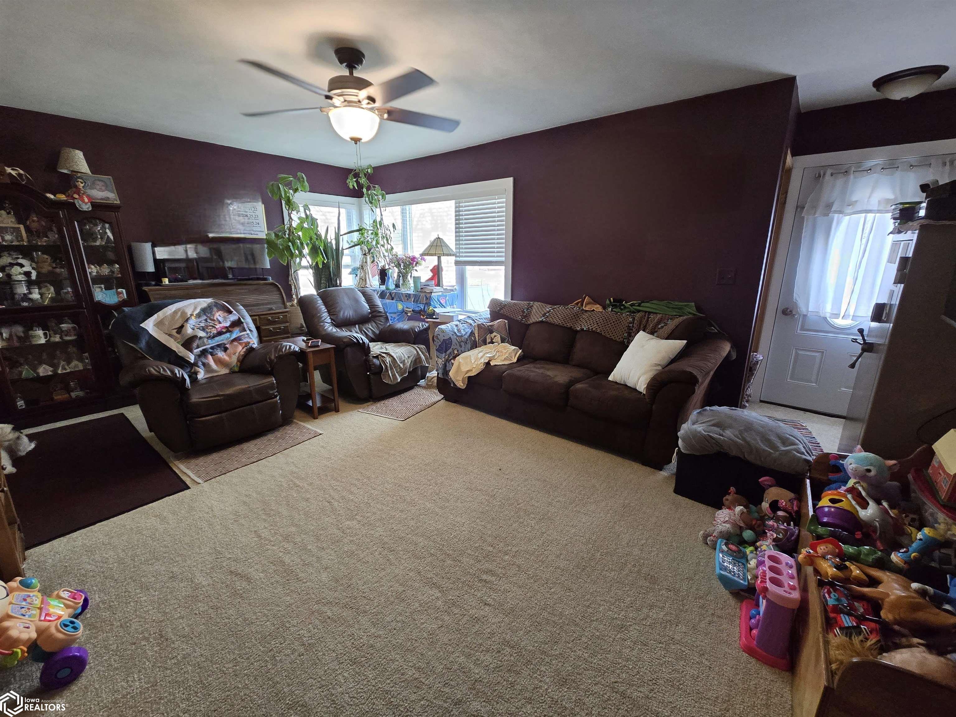 1601 Sparboe Court, Webster City, Iowa image 3