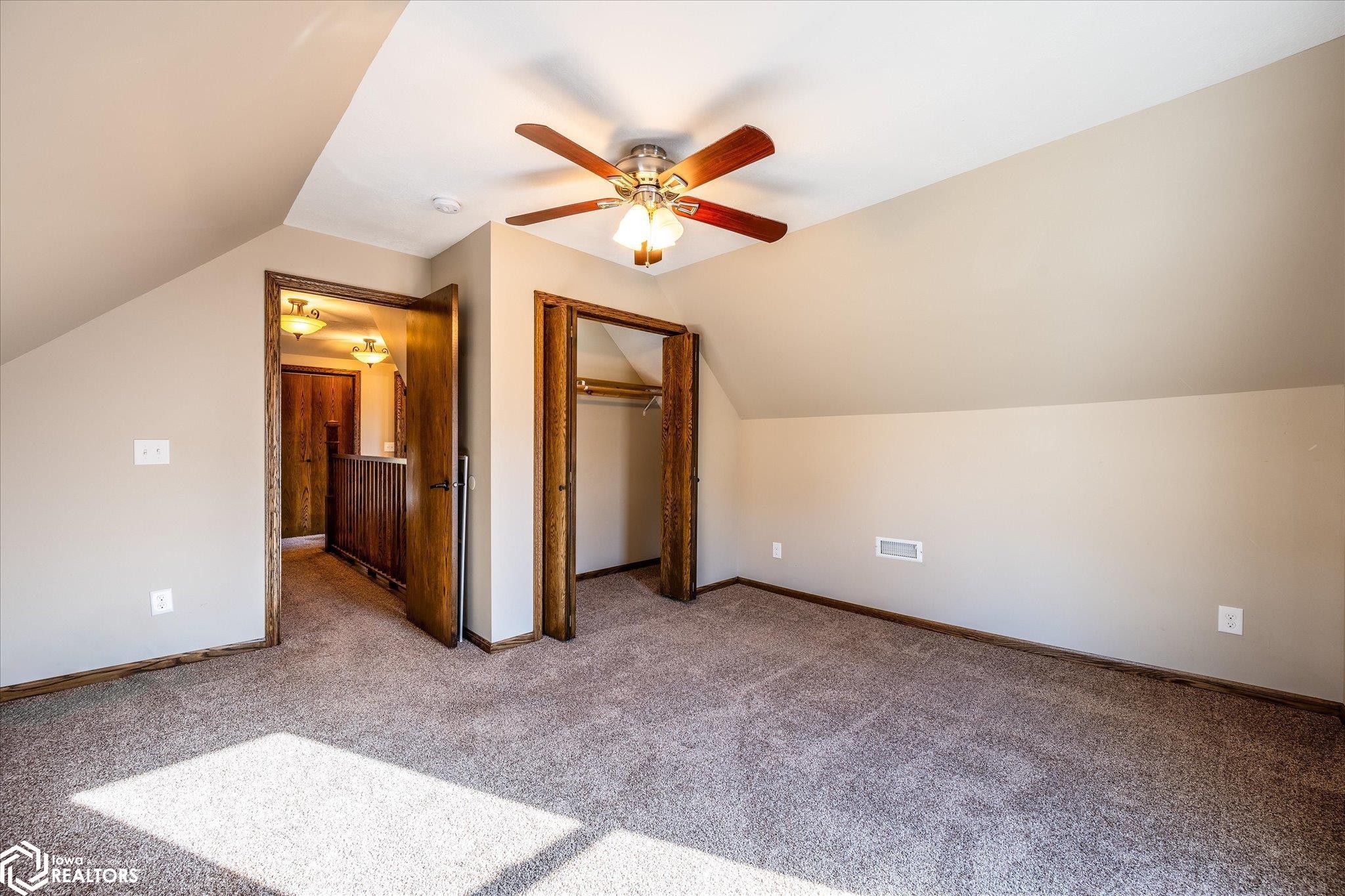 414 N 4th Avenue, Logan, Iowa image 34