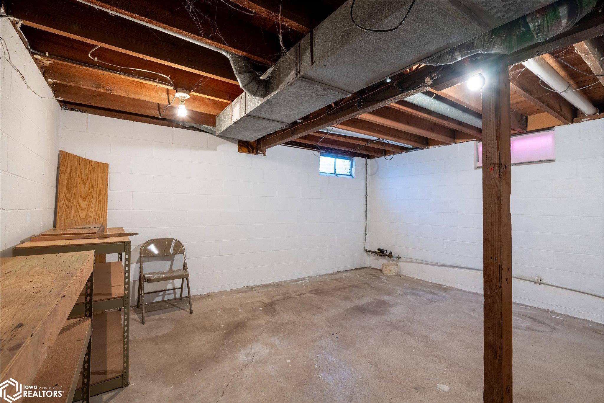 414 N 4th Avenue, Logan, Iowa image 37