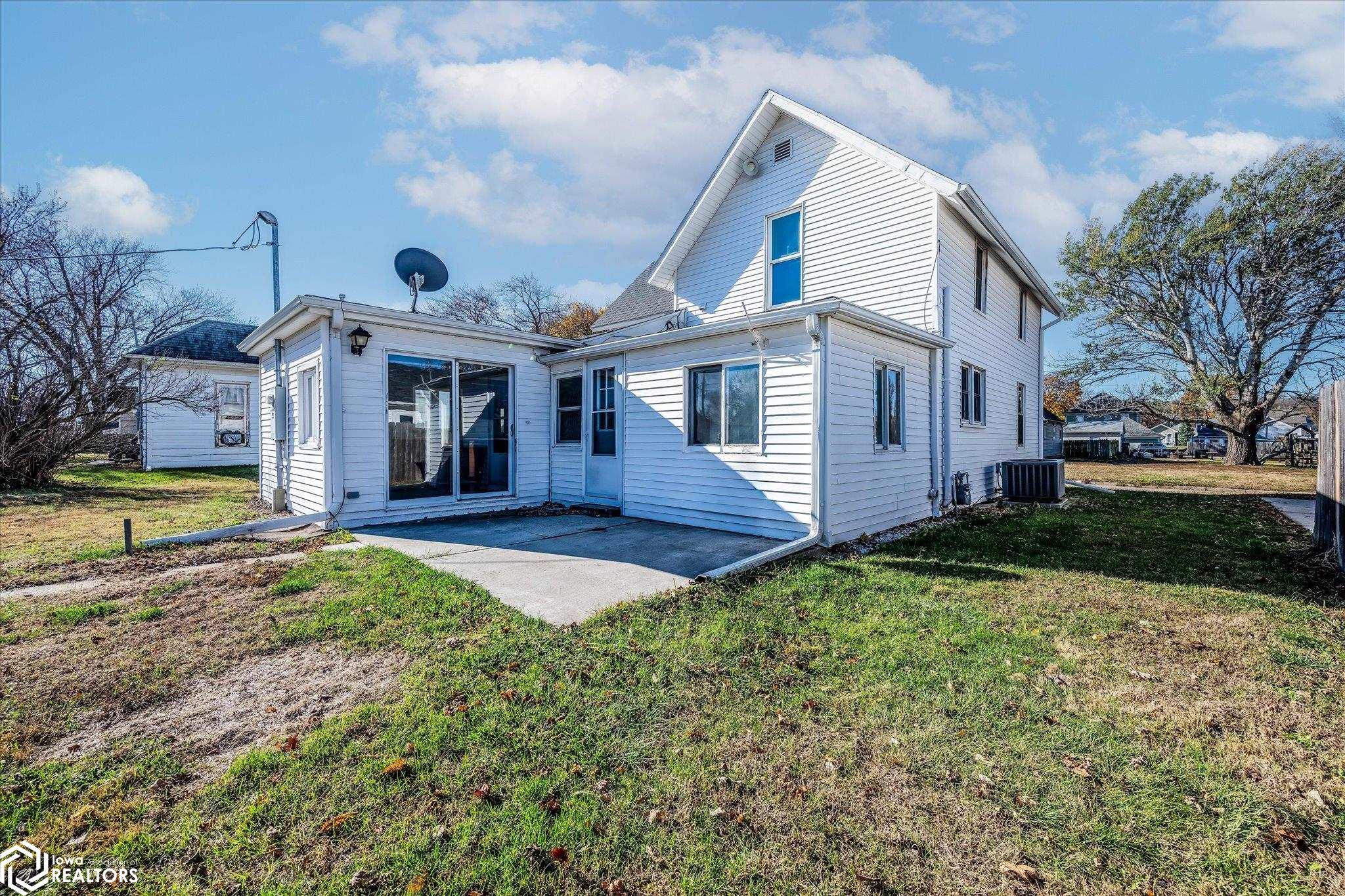 414 N 4th Avenue, Logan, Iowa image 46