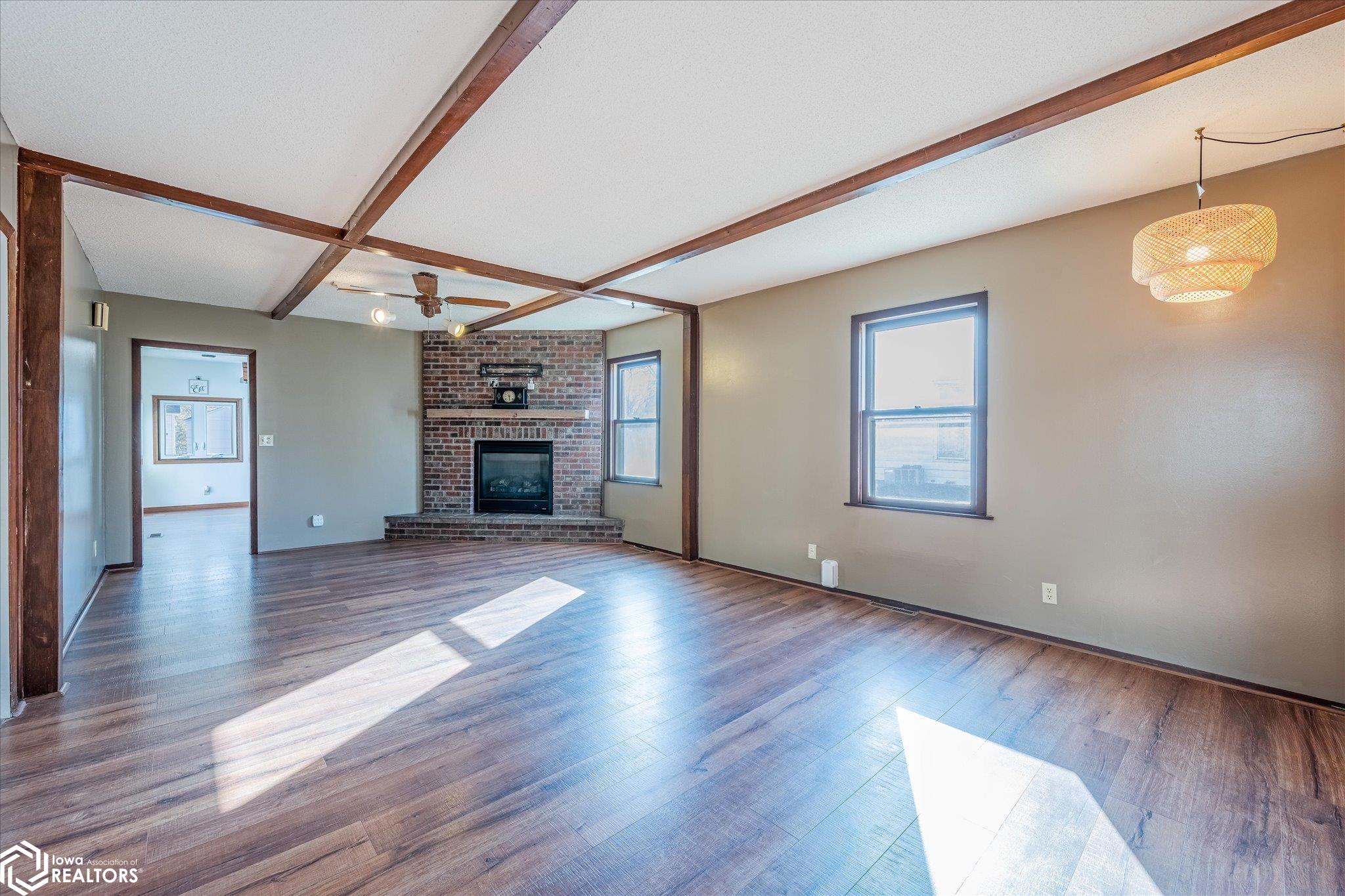 414 N 4th Avenue, Logan, Iowa image 7