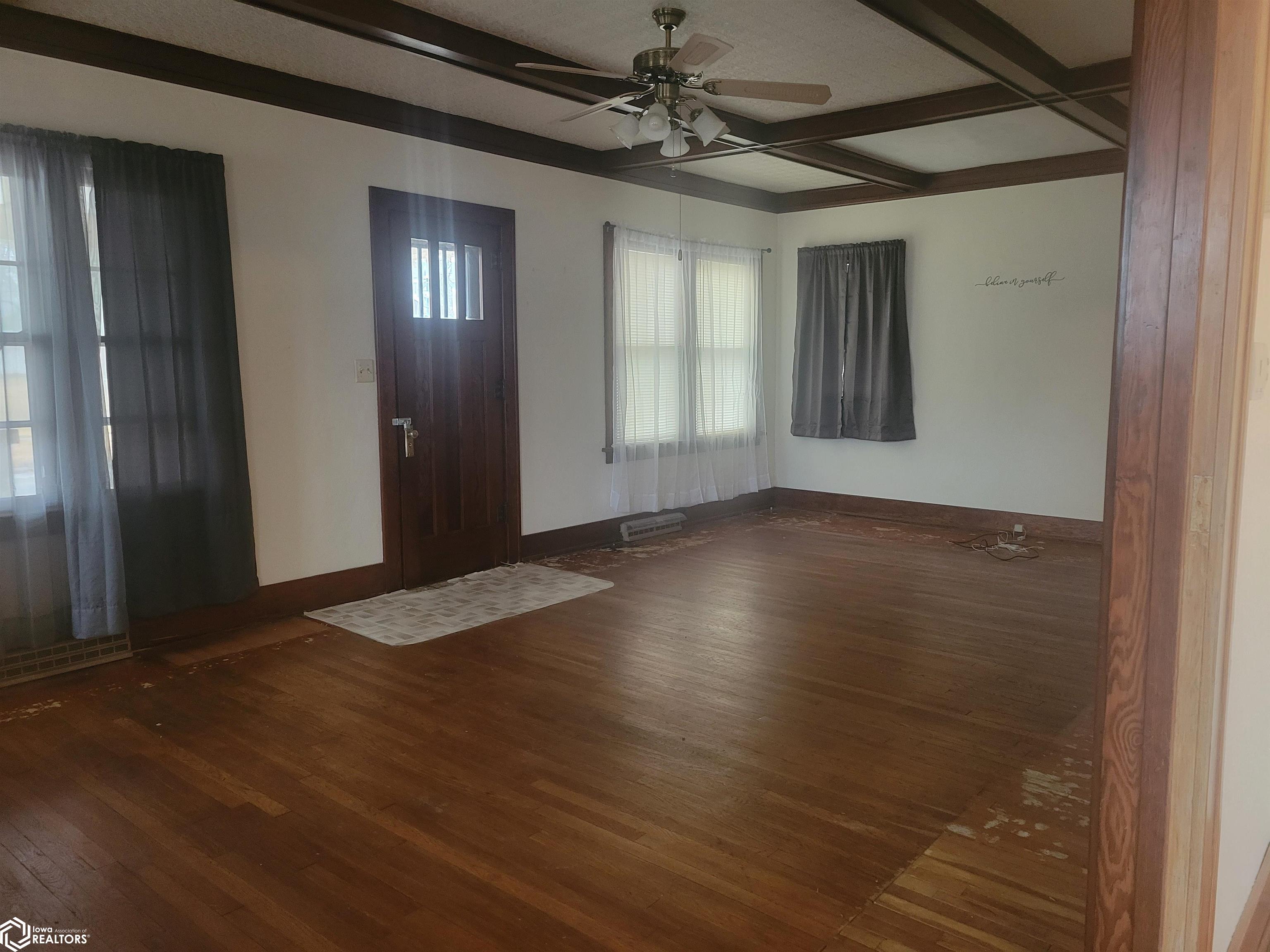 604 W Madison Street, Mount Ayr, Iowa image 2
