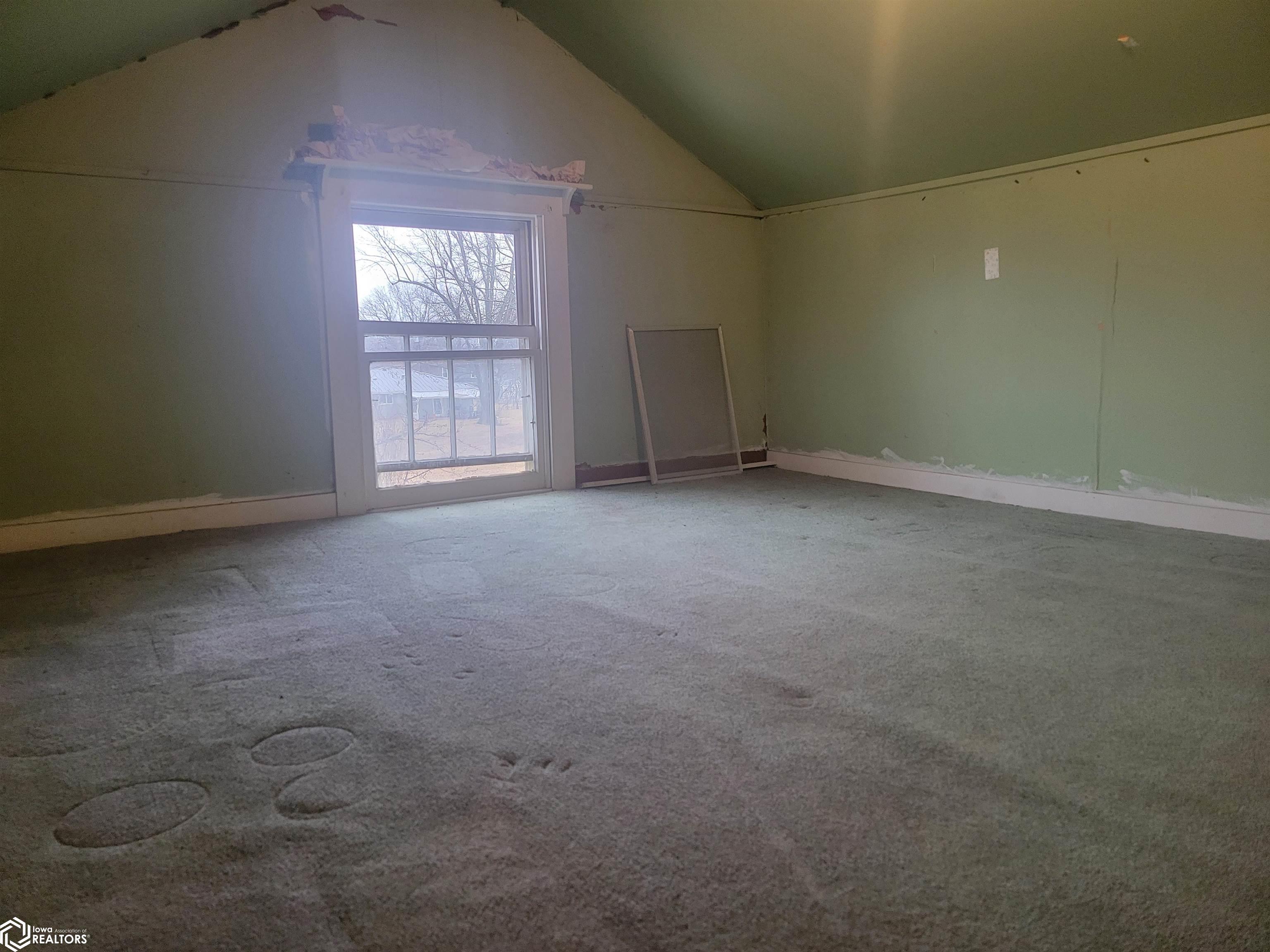 604 W Madison Street, Mount Ayr, Iowa image 13