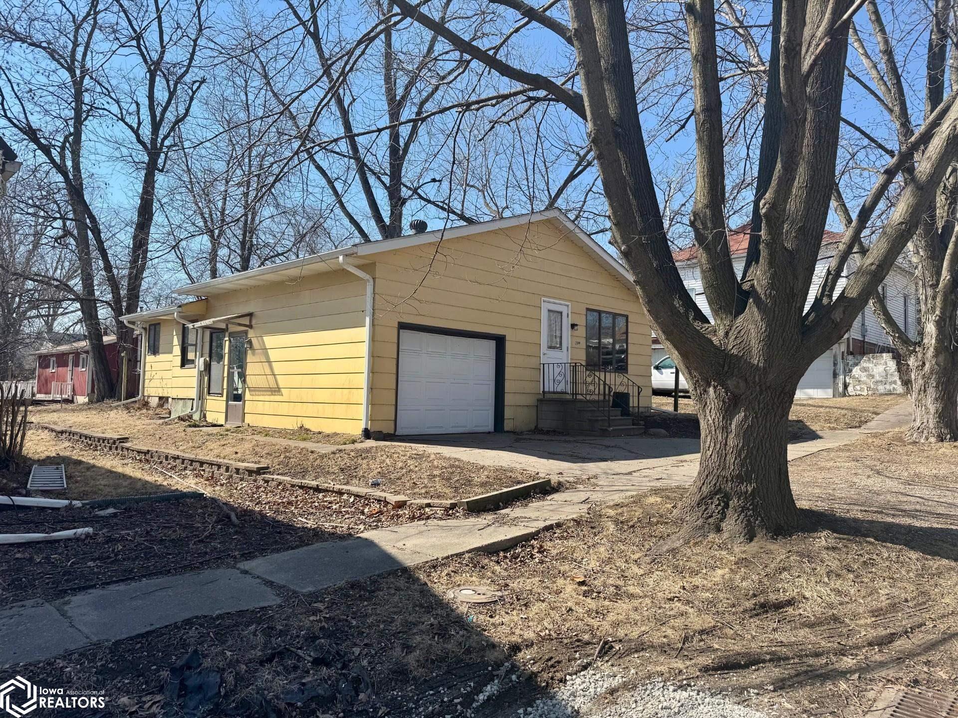 309 Cass Street, Keosauqua, Iowa image 3