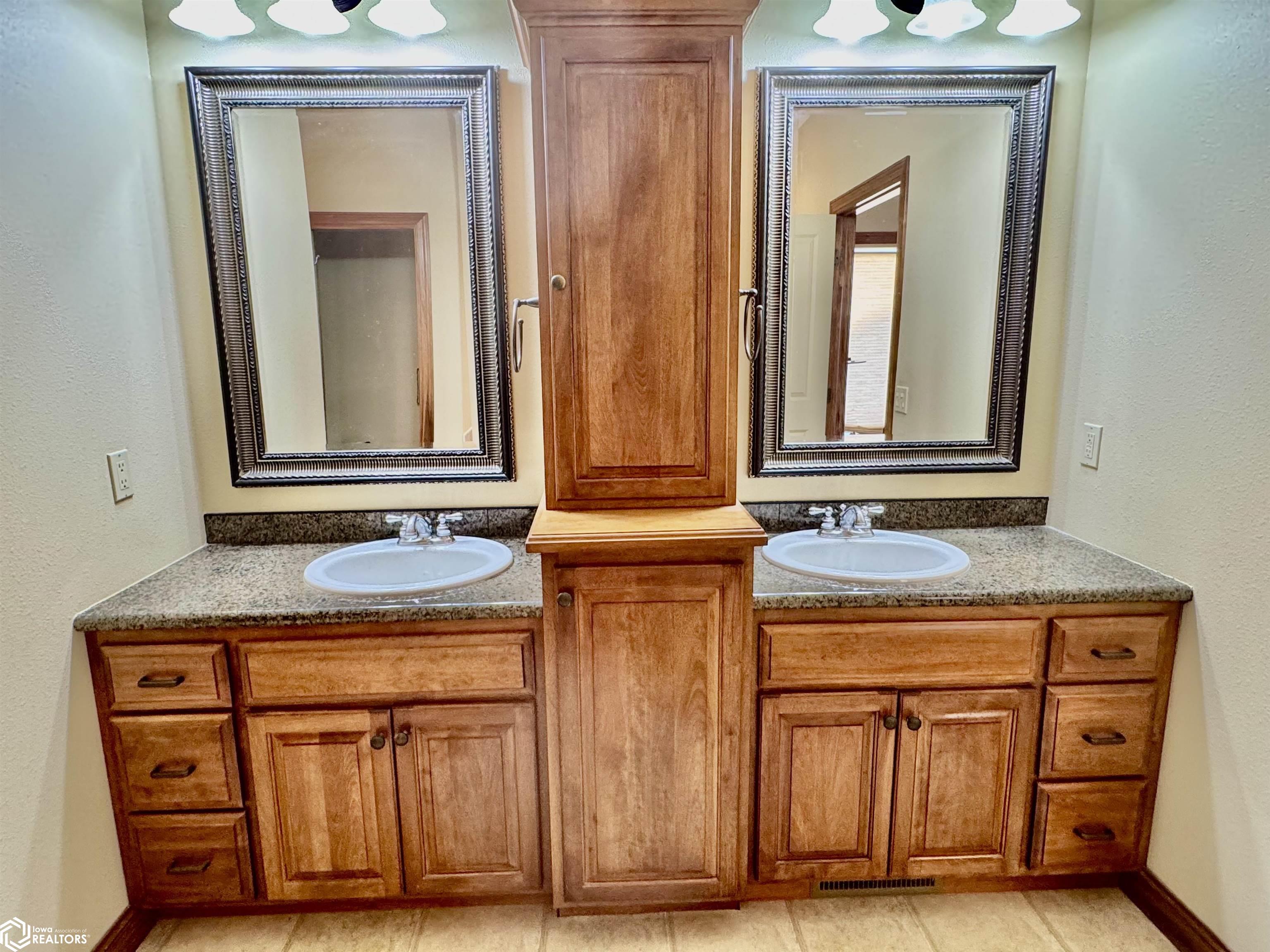 33 Lido Road, Clear Lake, Iowa image 28