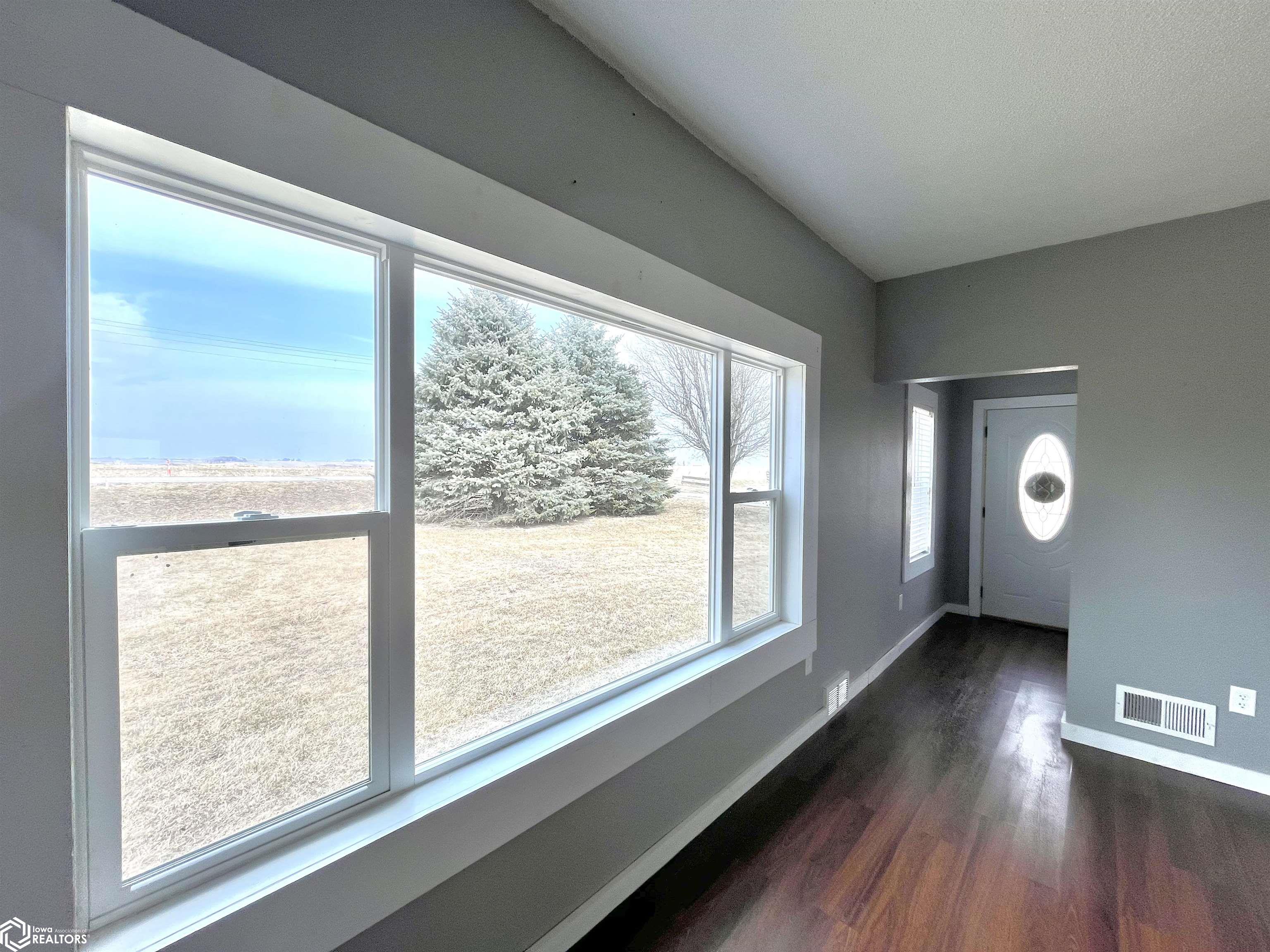 72273 Jackson Road, Wiota, Iowa image 6