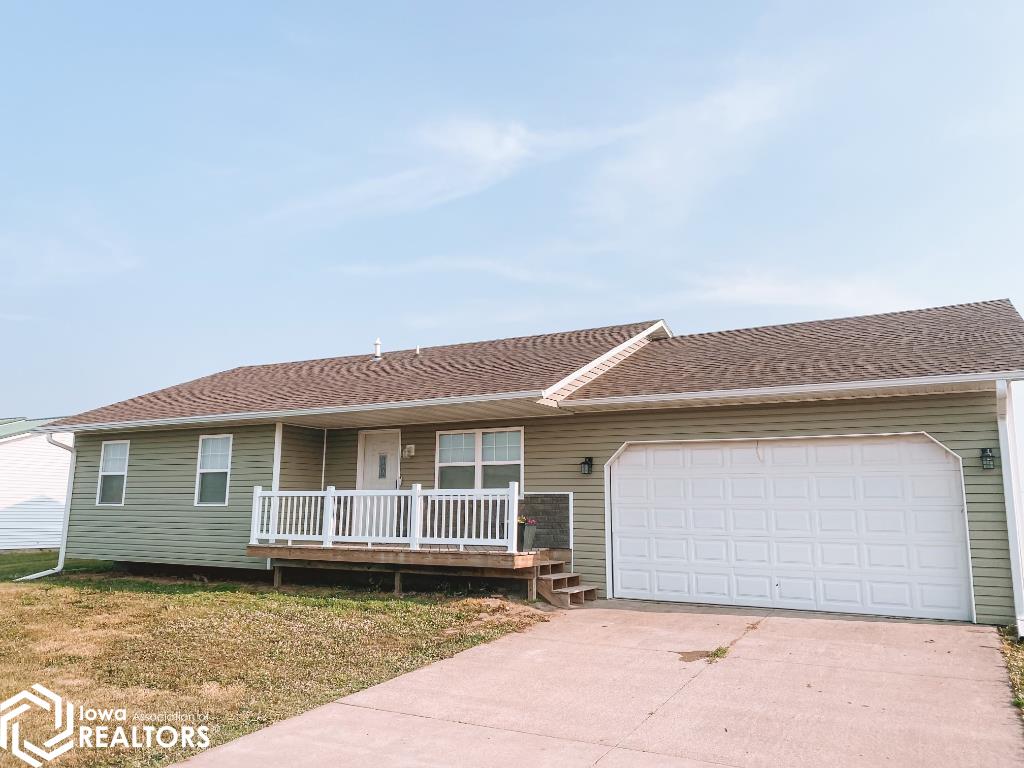 14521 Valley View Drive, Mystic, Iowa image 1