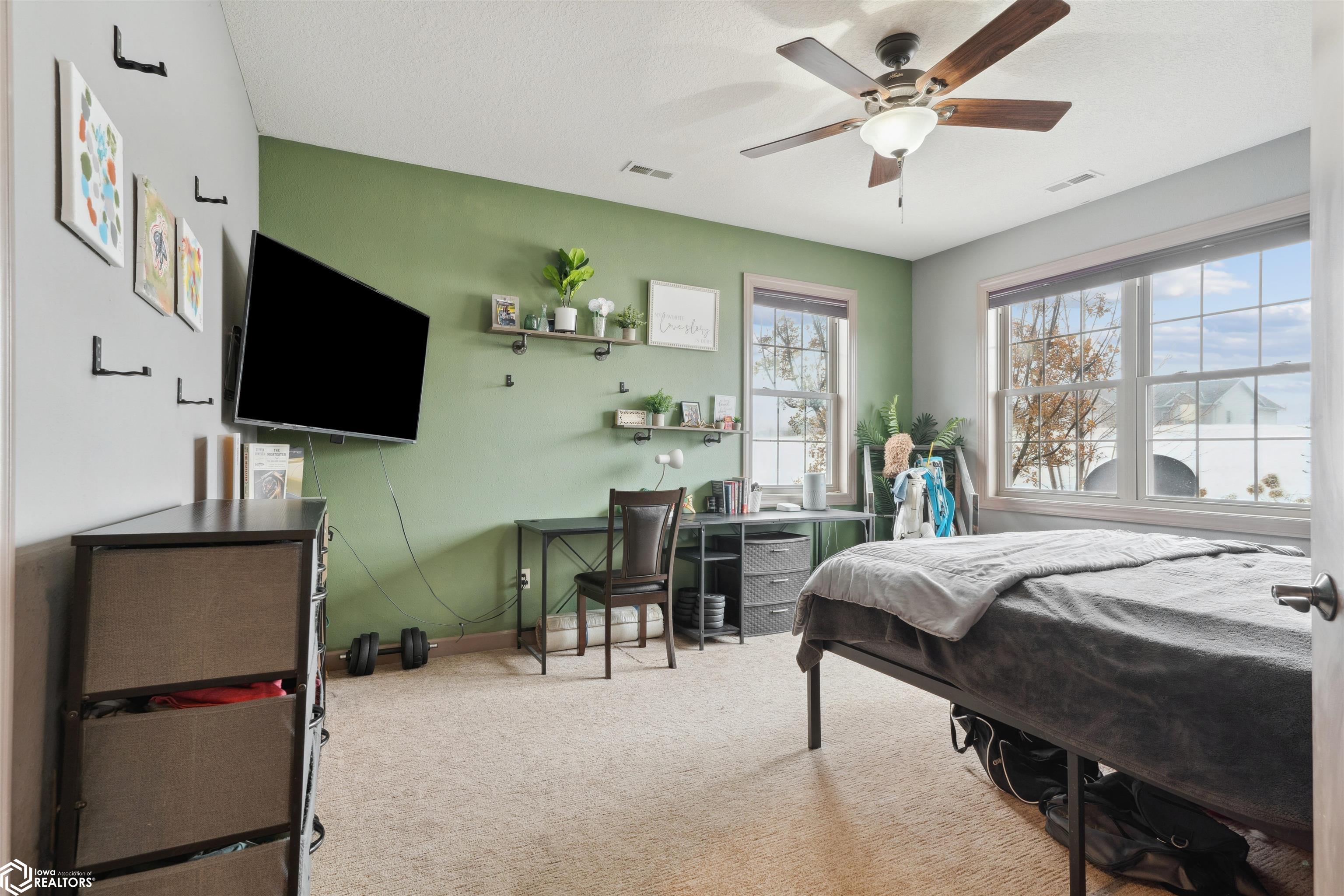 1704 E Ashford Circle, Mount Pleasant, Iowa image 12