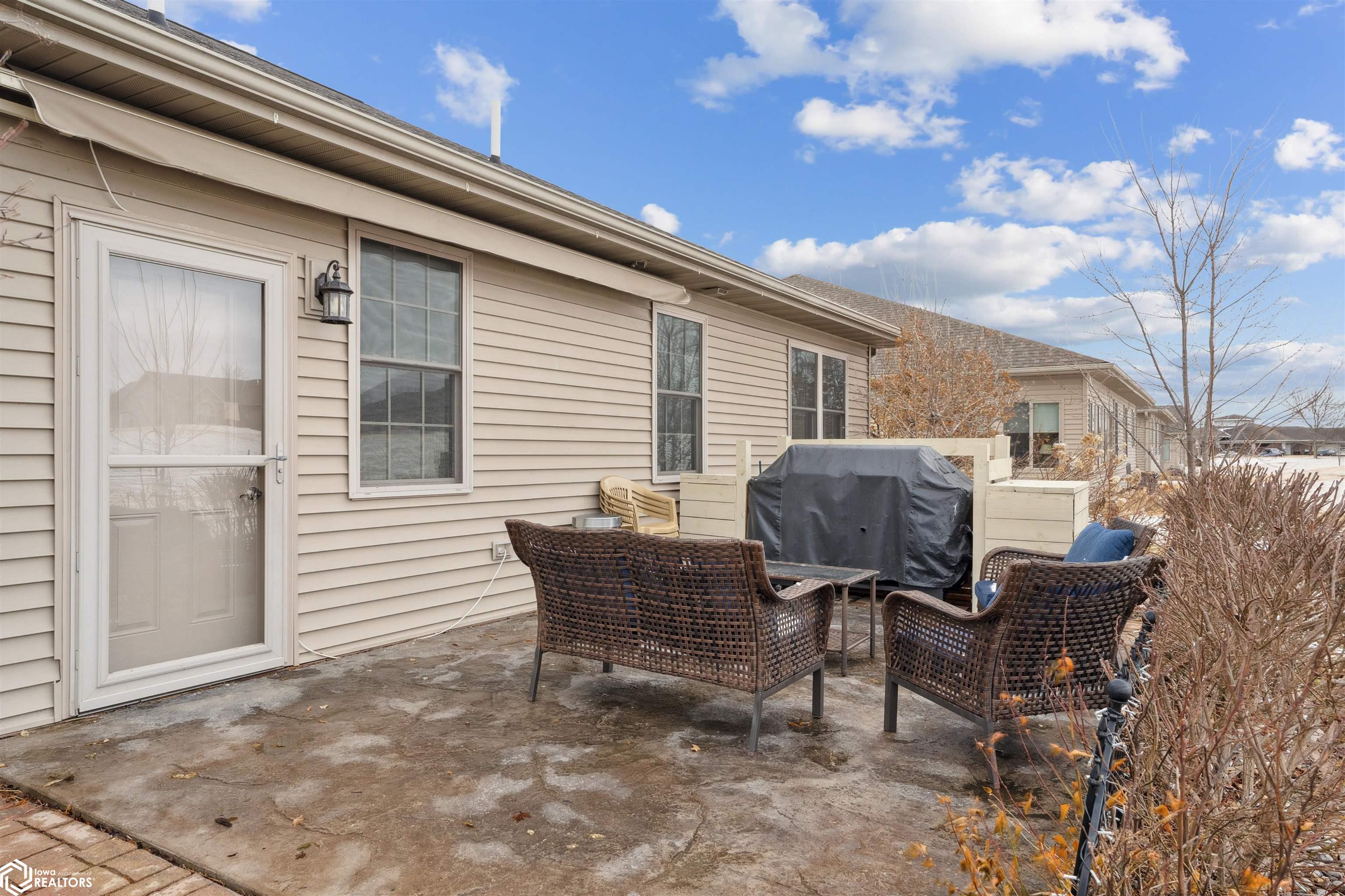 1704 E Ashford Circle, Mount Pleasant, Iowa image 21