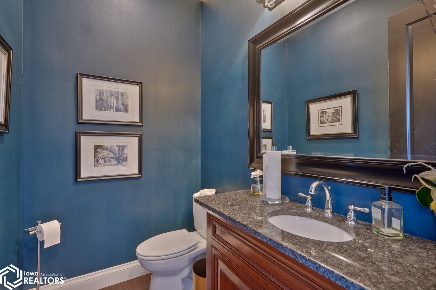 5007 Ferres Lane, Burlington, Iowa image 30