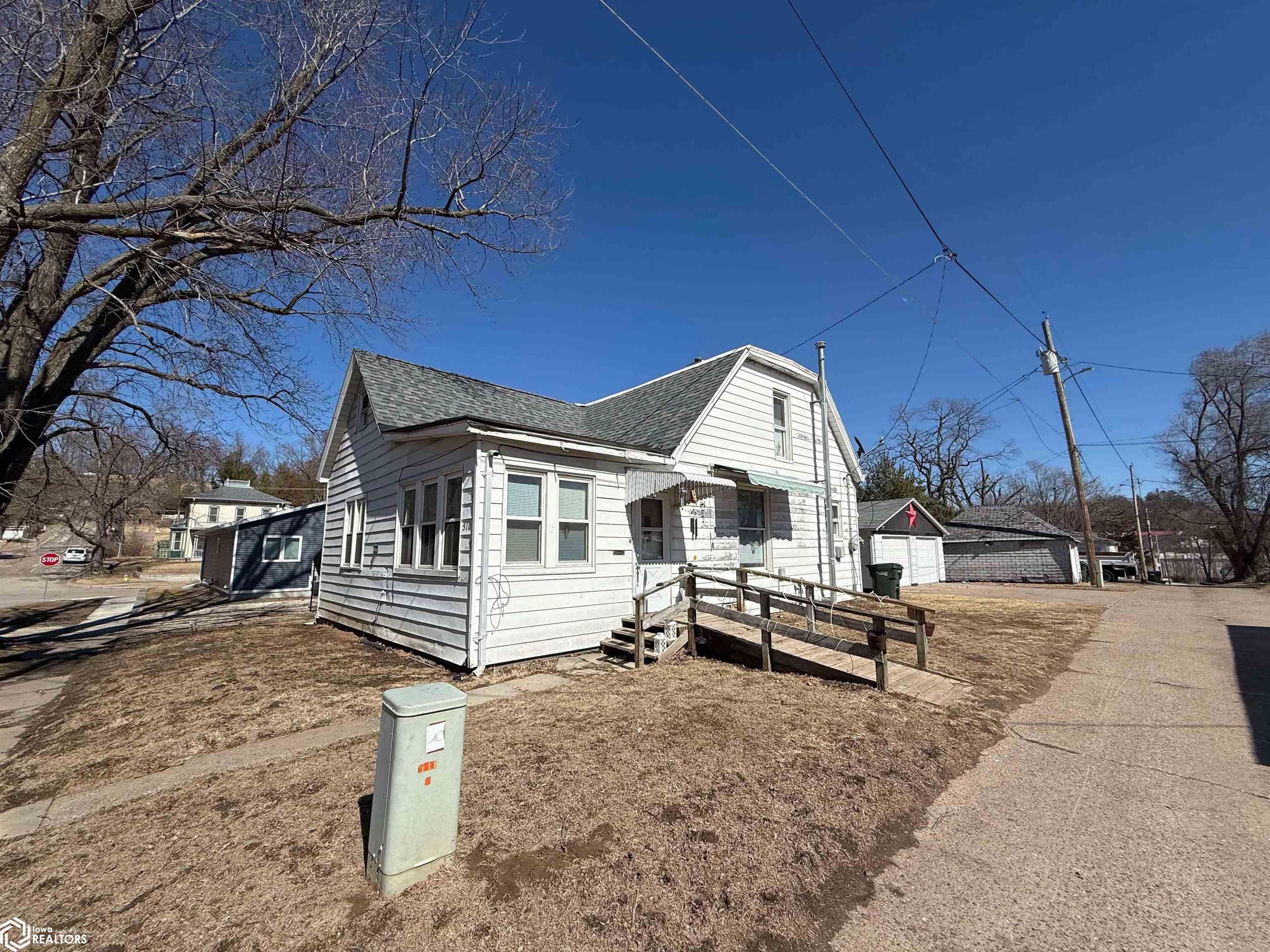 510 3rd Street, Fort Madison, Iowa image 1