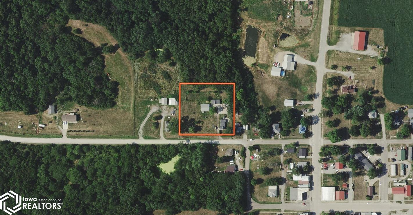 7399 235th Street, Blakesburg, Iowa image 2