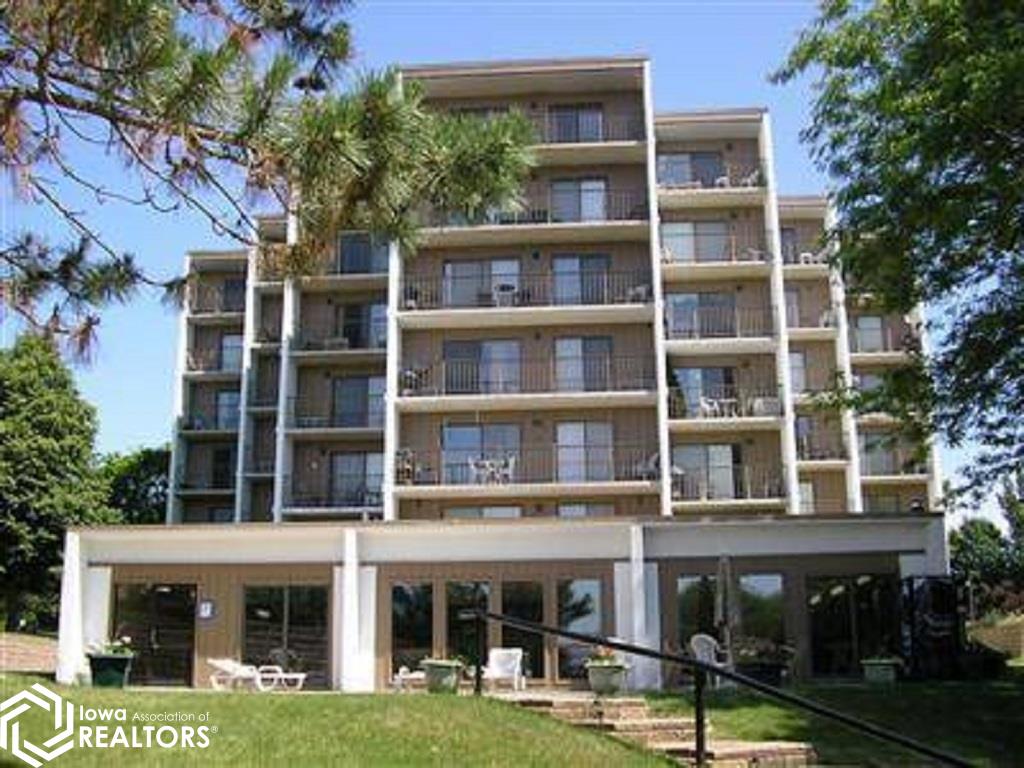 2700 N Shore Drive #201, Clear Lake, Iowa image 14