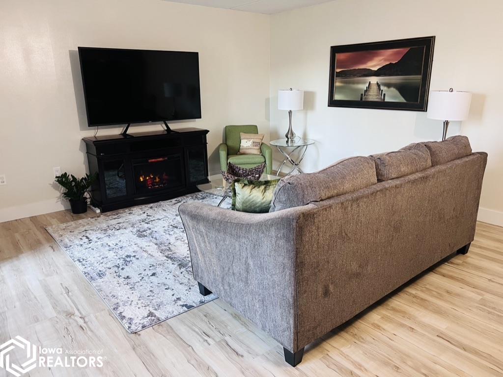 2700 N Shore Drive #201, Clear Lake, Iowa image 3