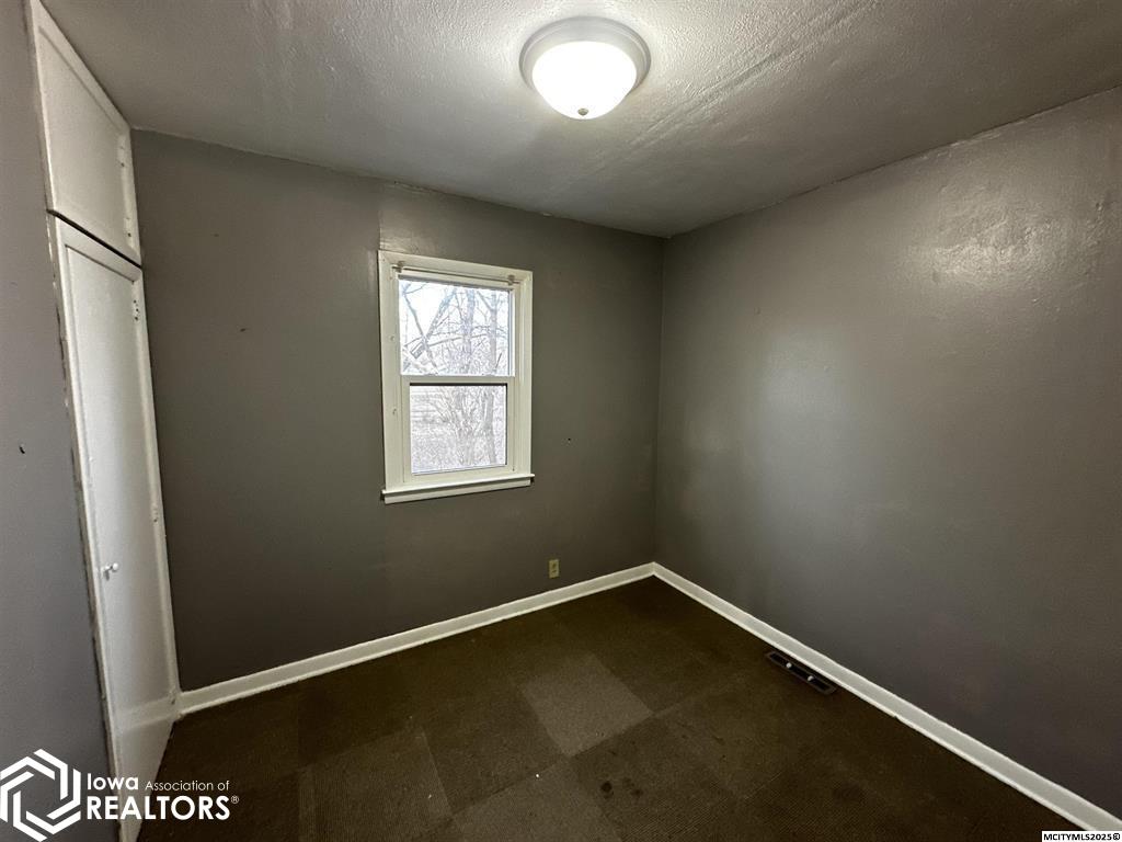 208 S 5th St, Swea City, Iowa image 6