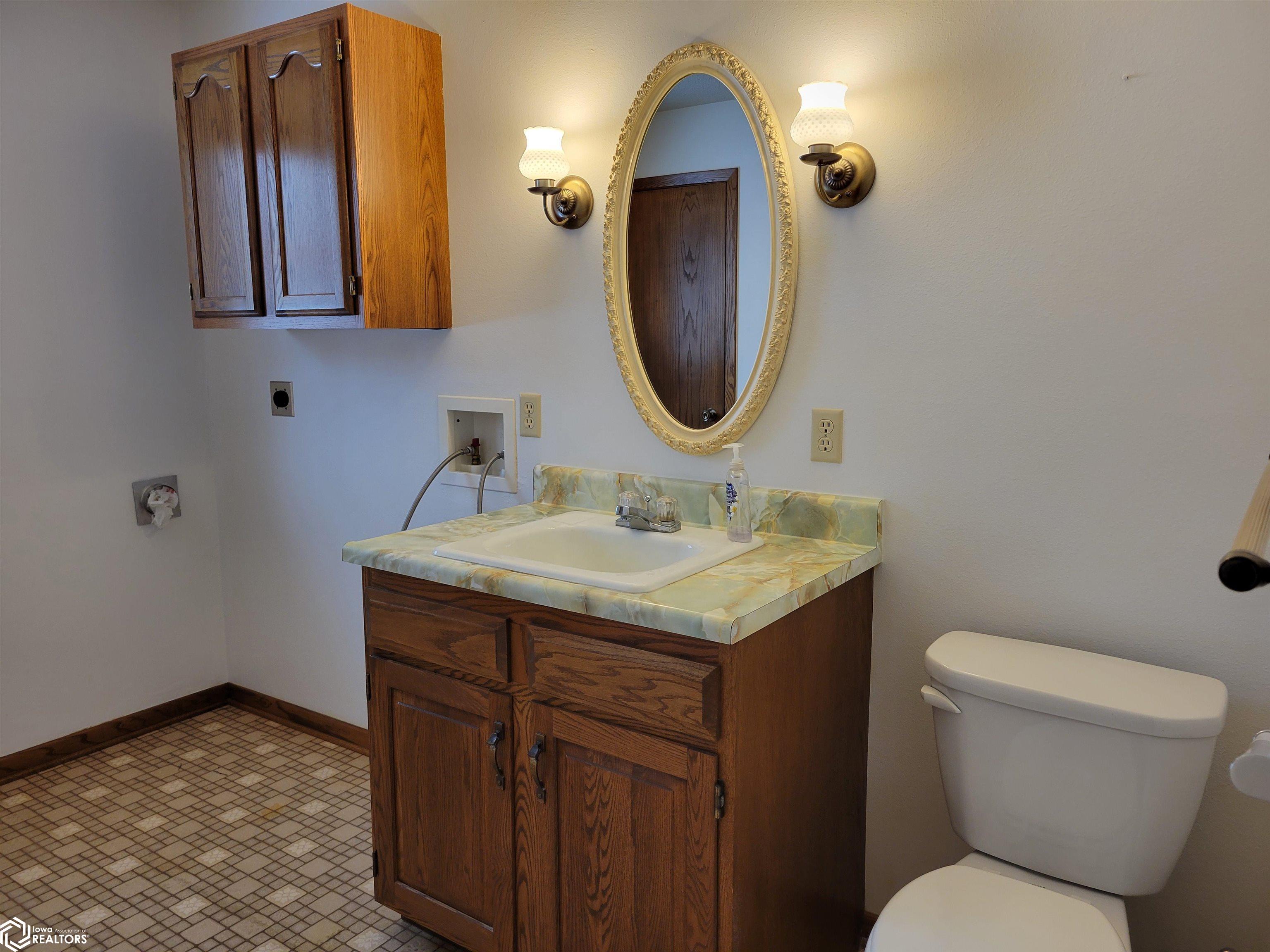 1003 Oak Knoll Road, Red Oak, Iowa image 24