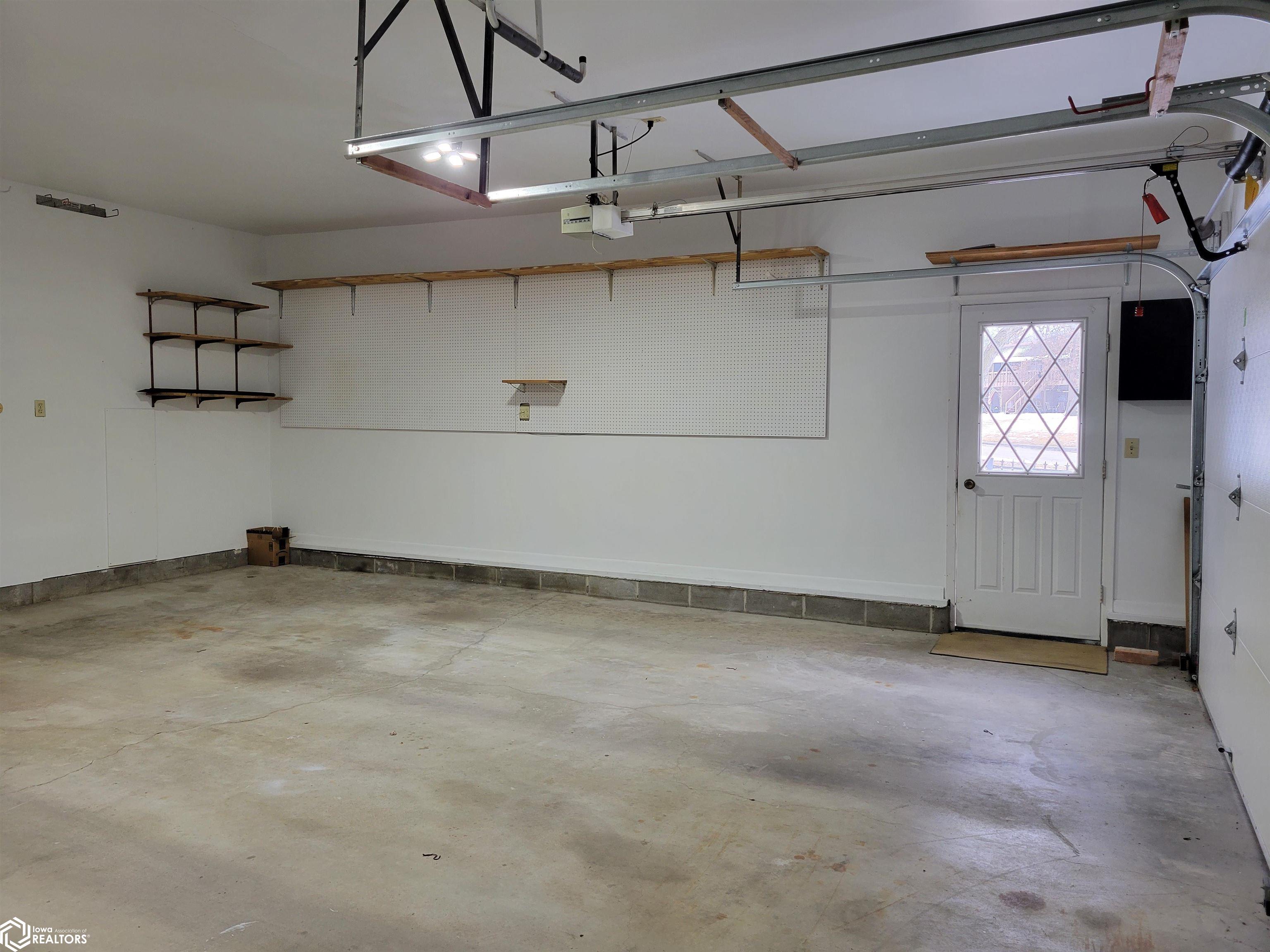1003 Oak Knoll Road, Red Oak, Iowa image 27