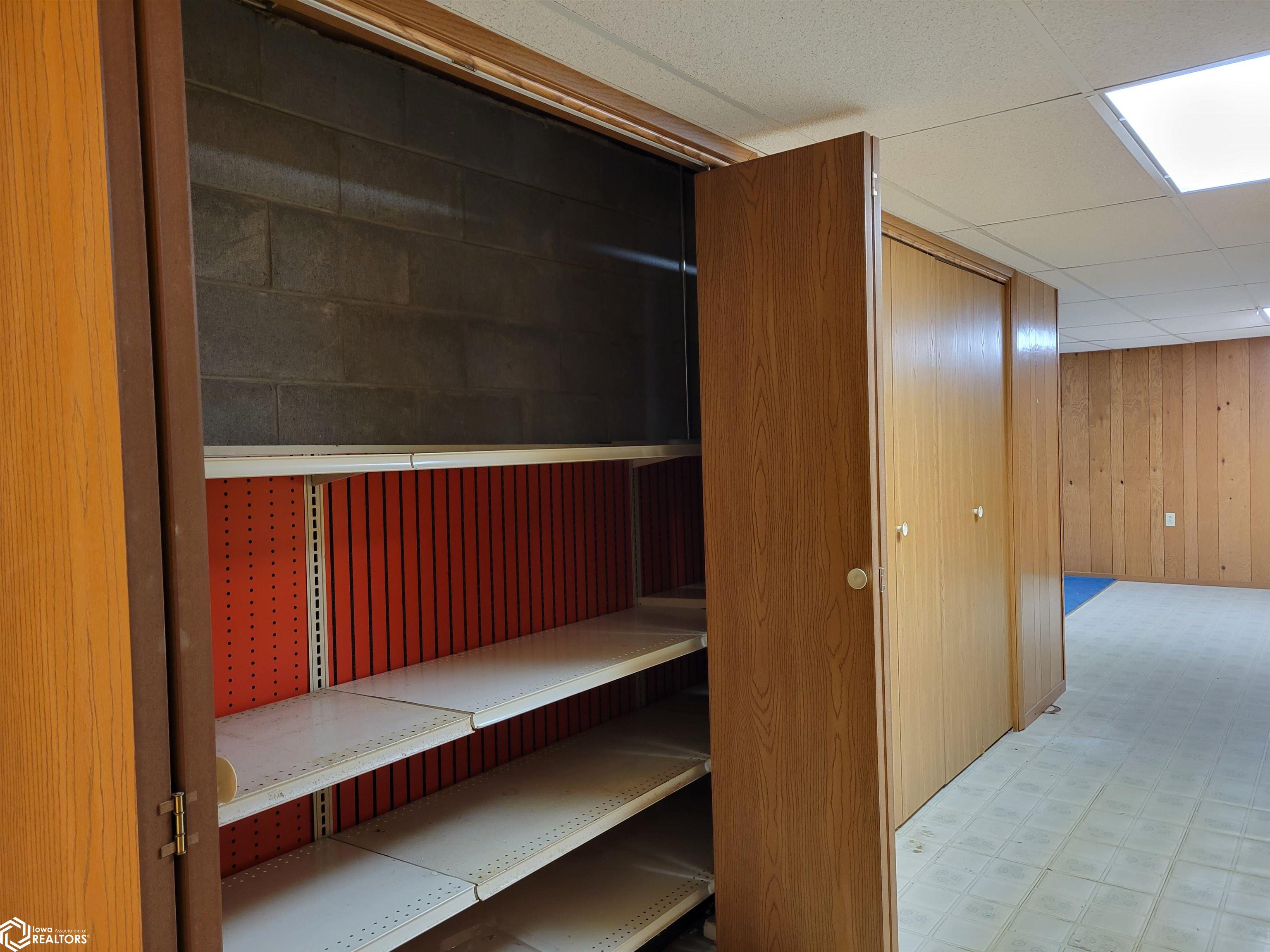 1003 Oak Knoll Road, Red Oak, Iowa image 32