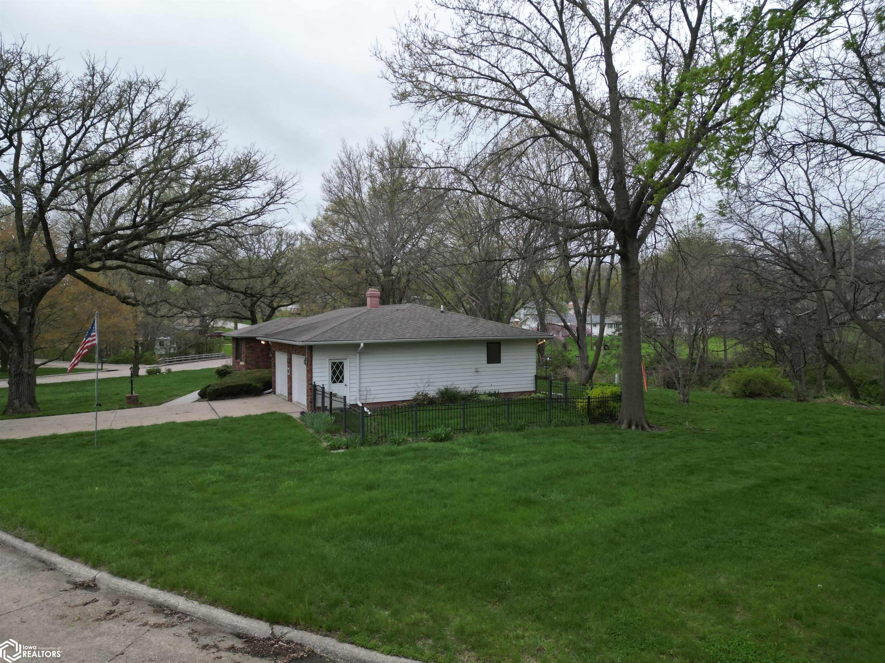 1003 Oak Knoll Road, Red Oak, Iowa image 40