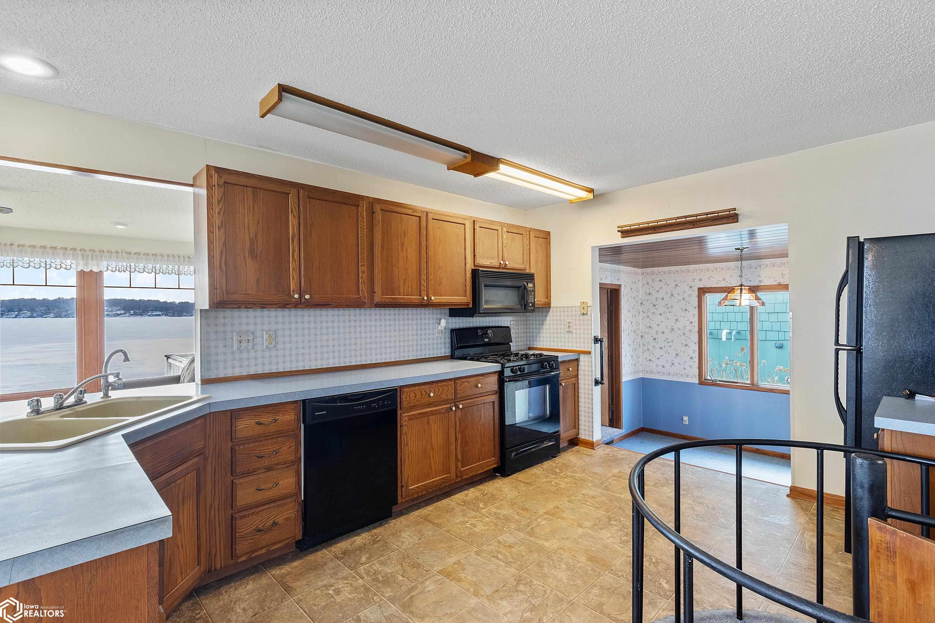306 E Lake St, Ventura, Iowa image 15