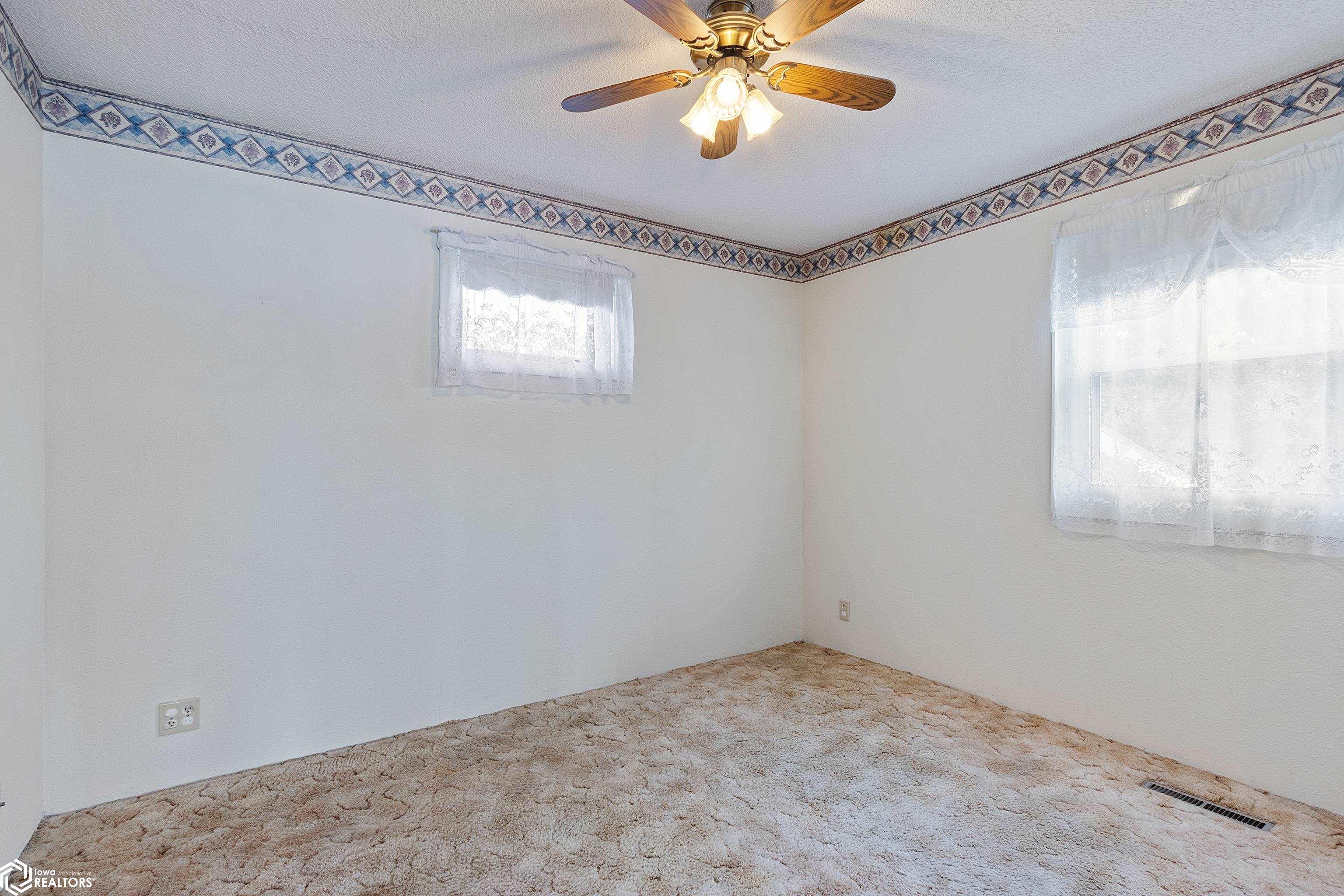 306 E Lake St, Ventura, Iowa image 22