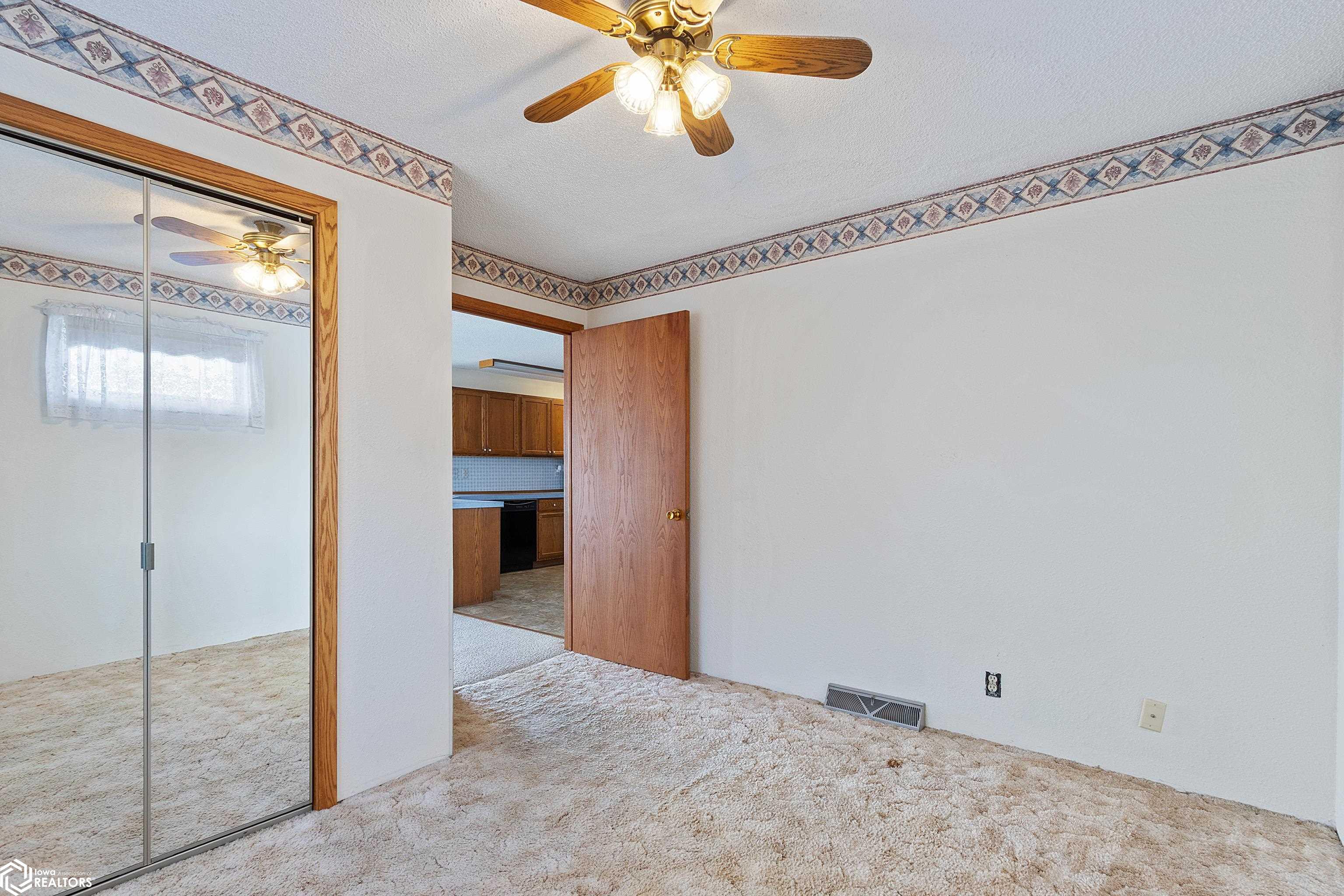306 E Lake St, Ventura, Iowa image 23