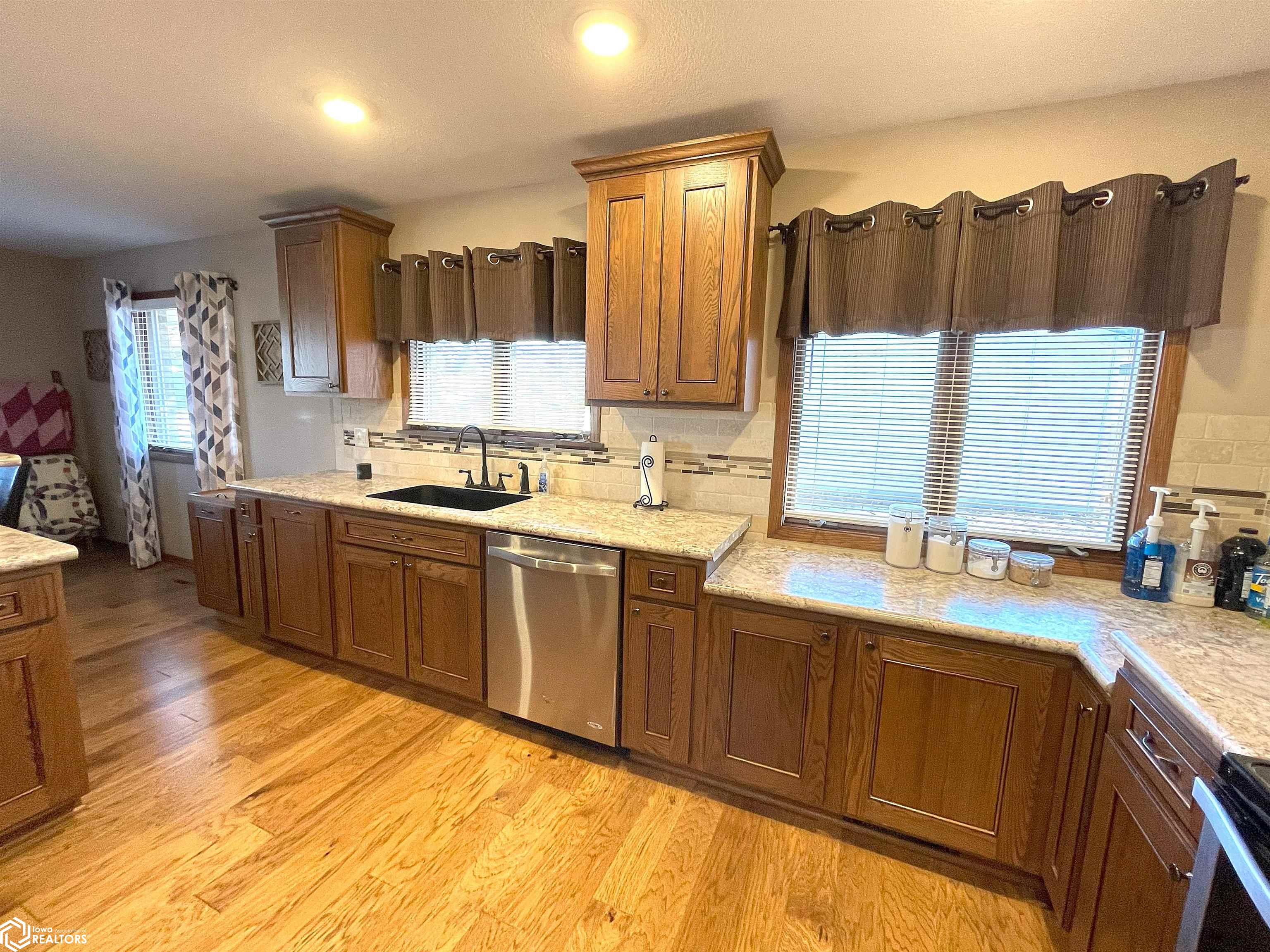 104 S 10th Street, Montezuma, Iowa image 15