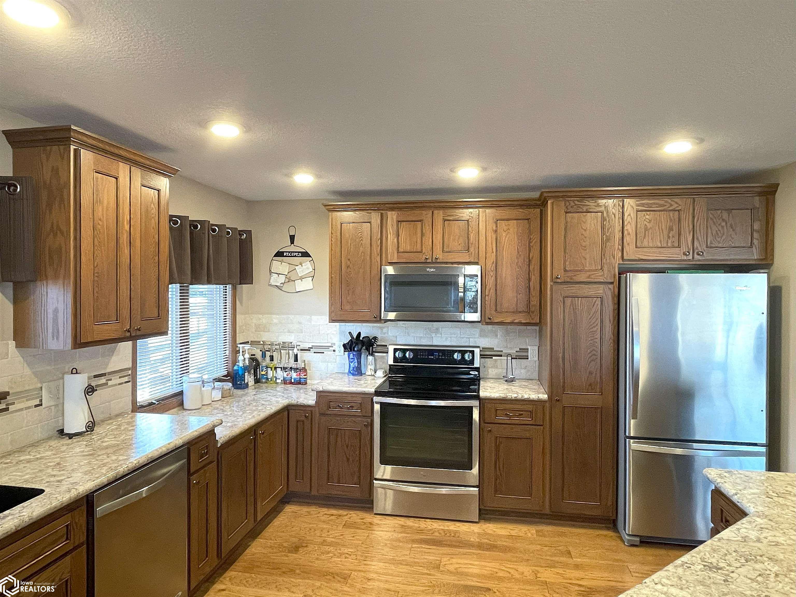 104 S 10th Street, Montezuma, Iowa image 16