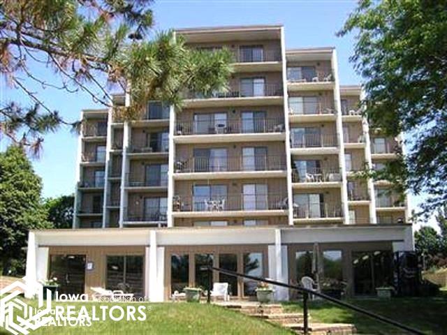 Pilot House ~  Indoor Pool, Community Room, and Outside patio.  All common amenities for all to enjoy.