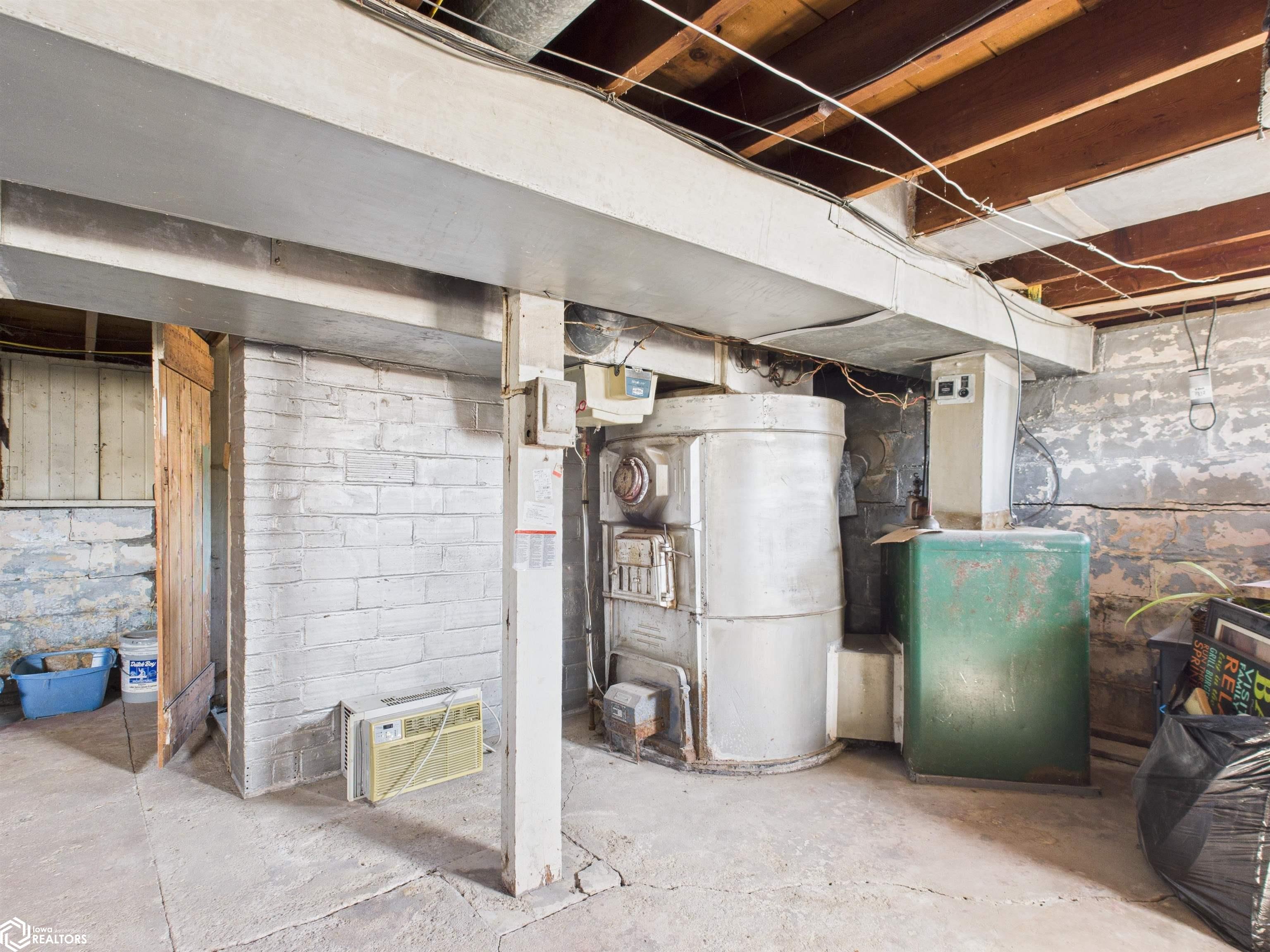 1502 W Finley Avenue, Ottumwa, Iowa image 25
