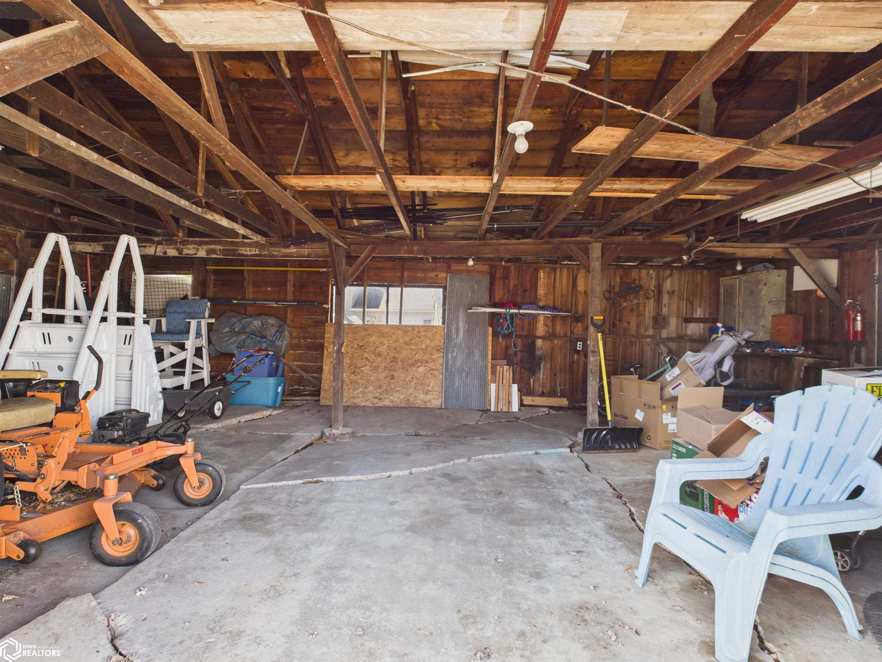 1502 W Finley Avenue, Ottumwa, Iowa image 31