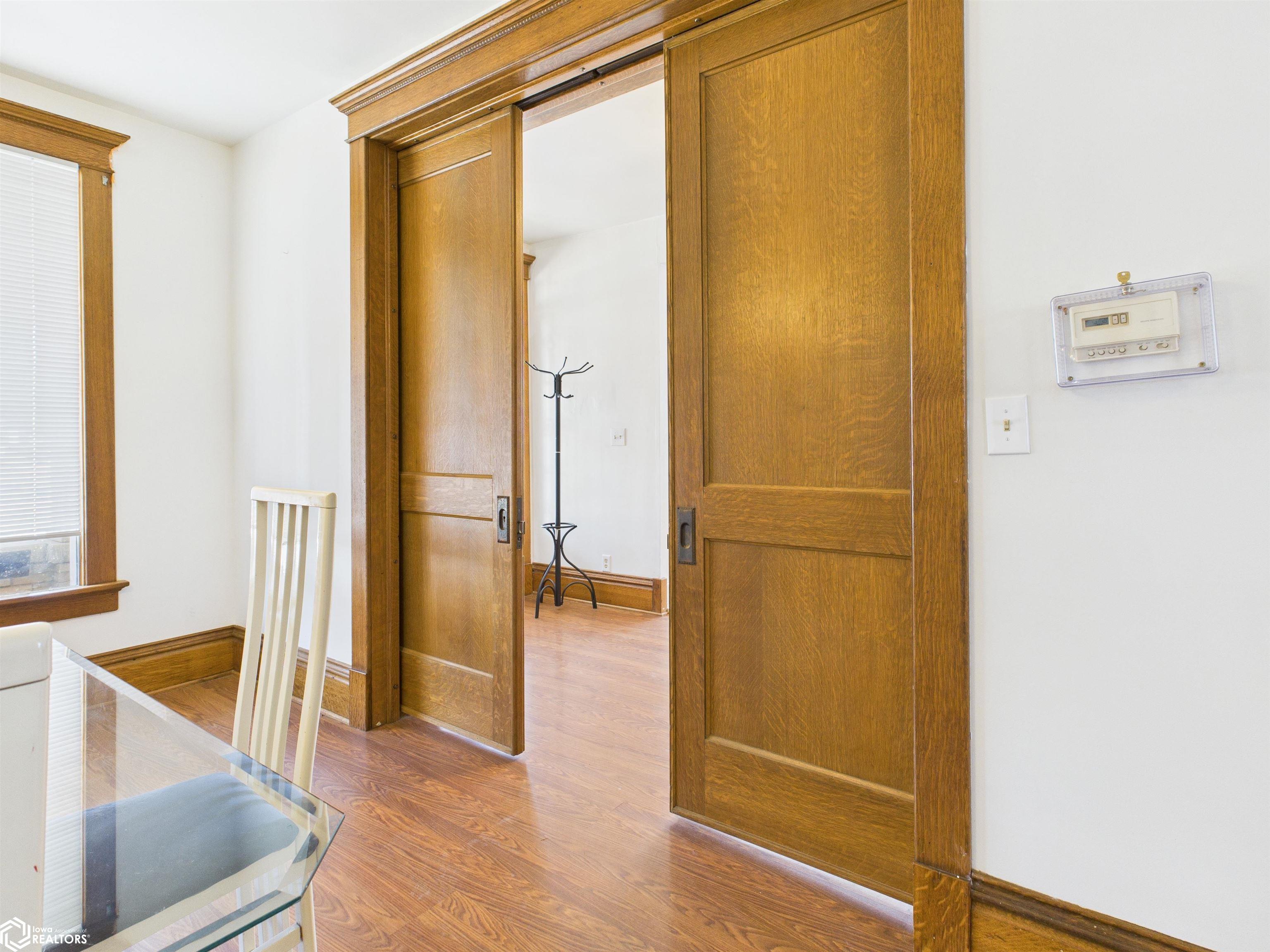 Between dining room and foyer
