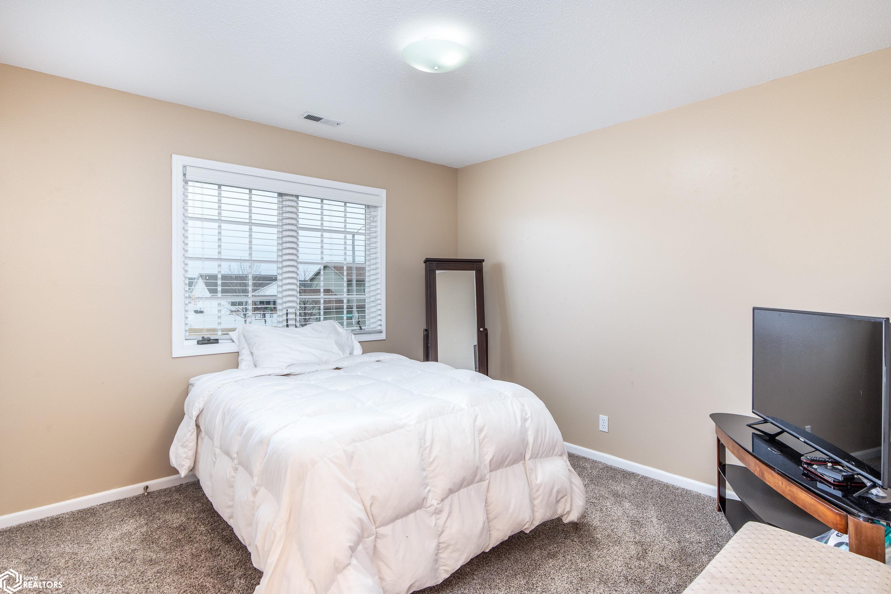 305 Prairie View Drive, Gilbert, Iowa image 20