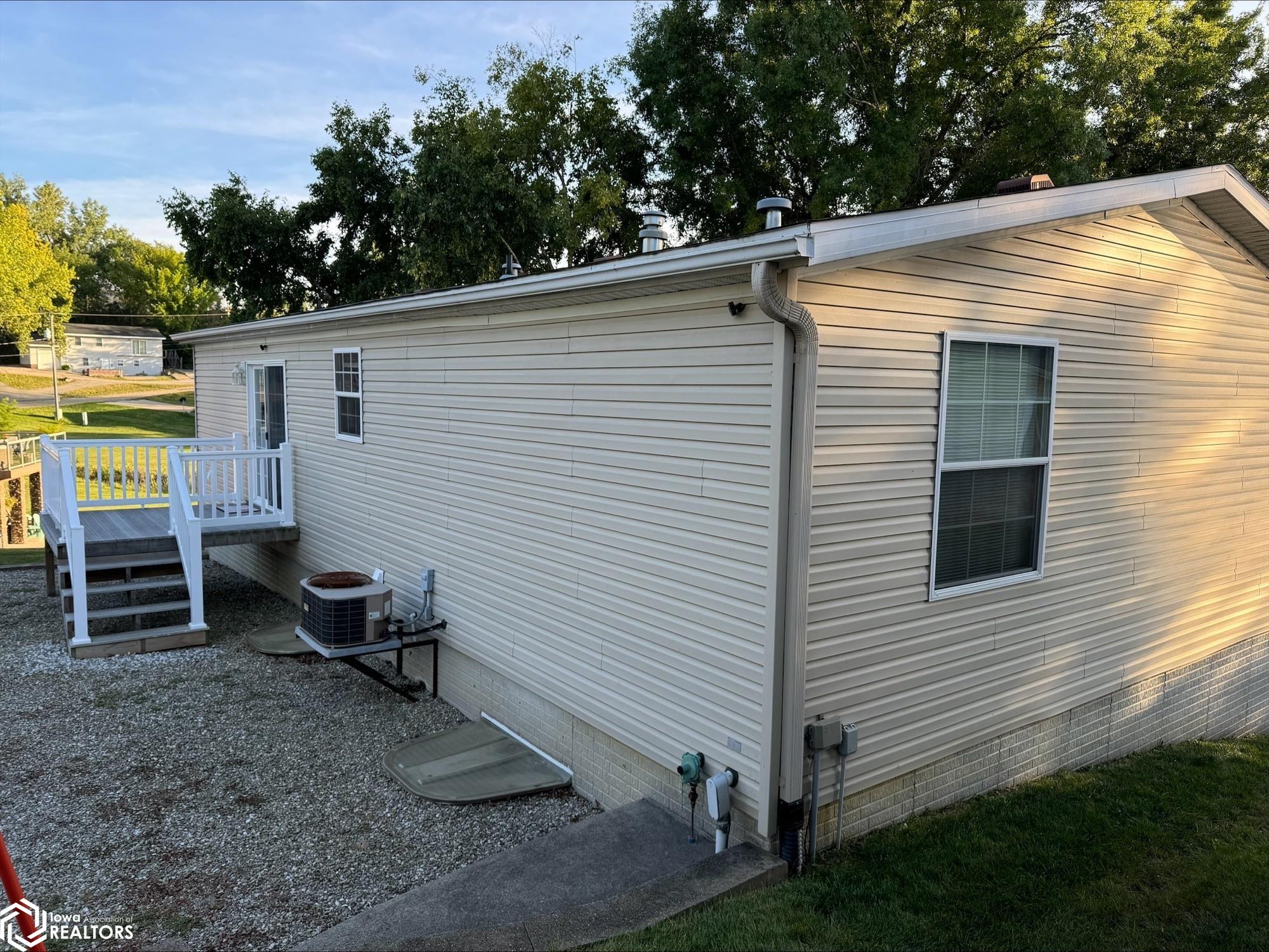 274 Eastside Lane, Montezuma, Iowa image 12