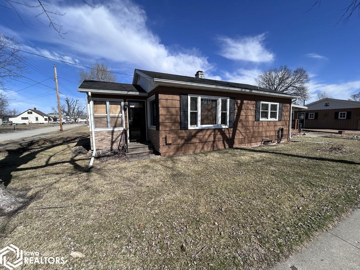 732 S Ward Street, Ottumwa, Iowa image 3