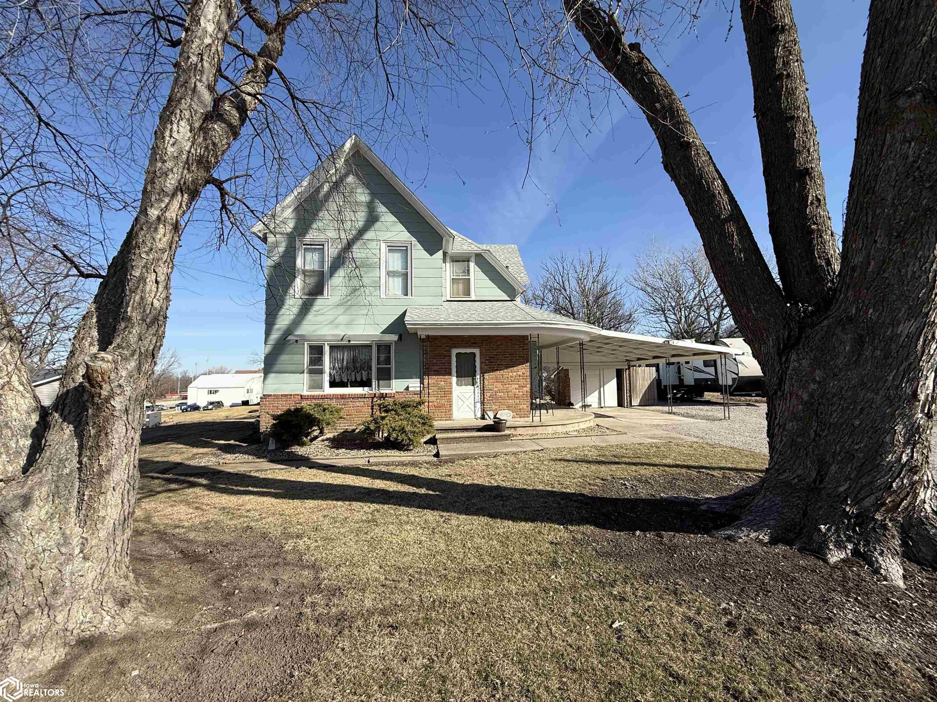 311 W Franklin Street, Centerville, Iowa image 1