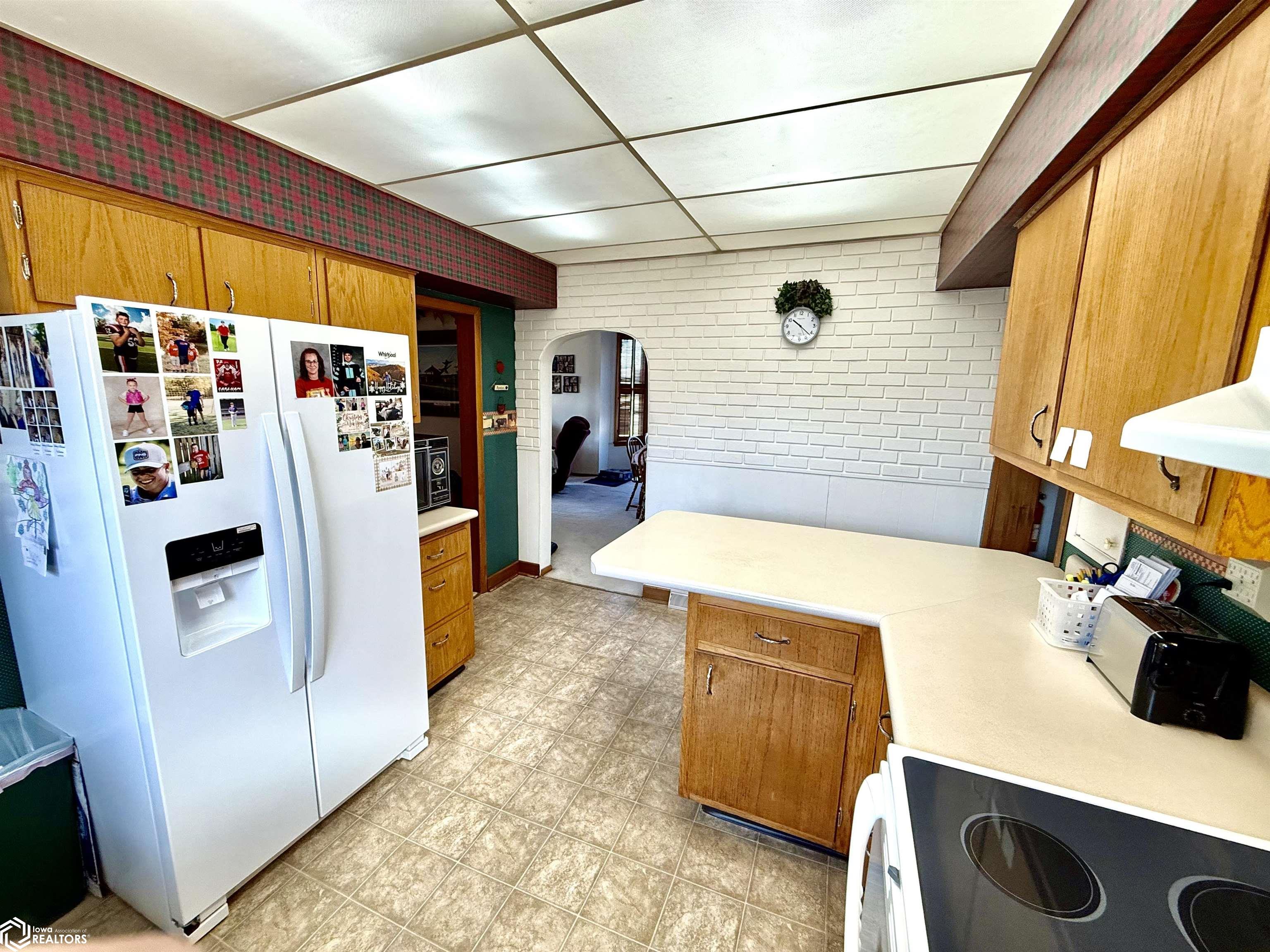 311 W Franklin Street, Centerville, Iowa image 12